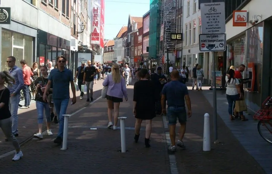Winkelstraat in Leiden per direct gesloten door gemeente