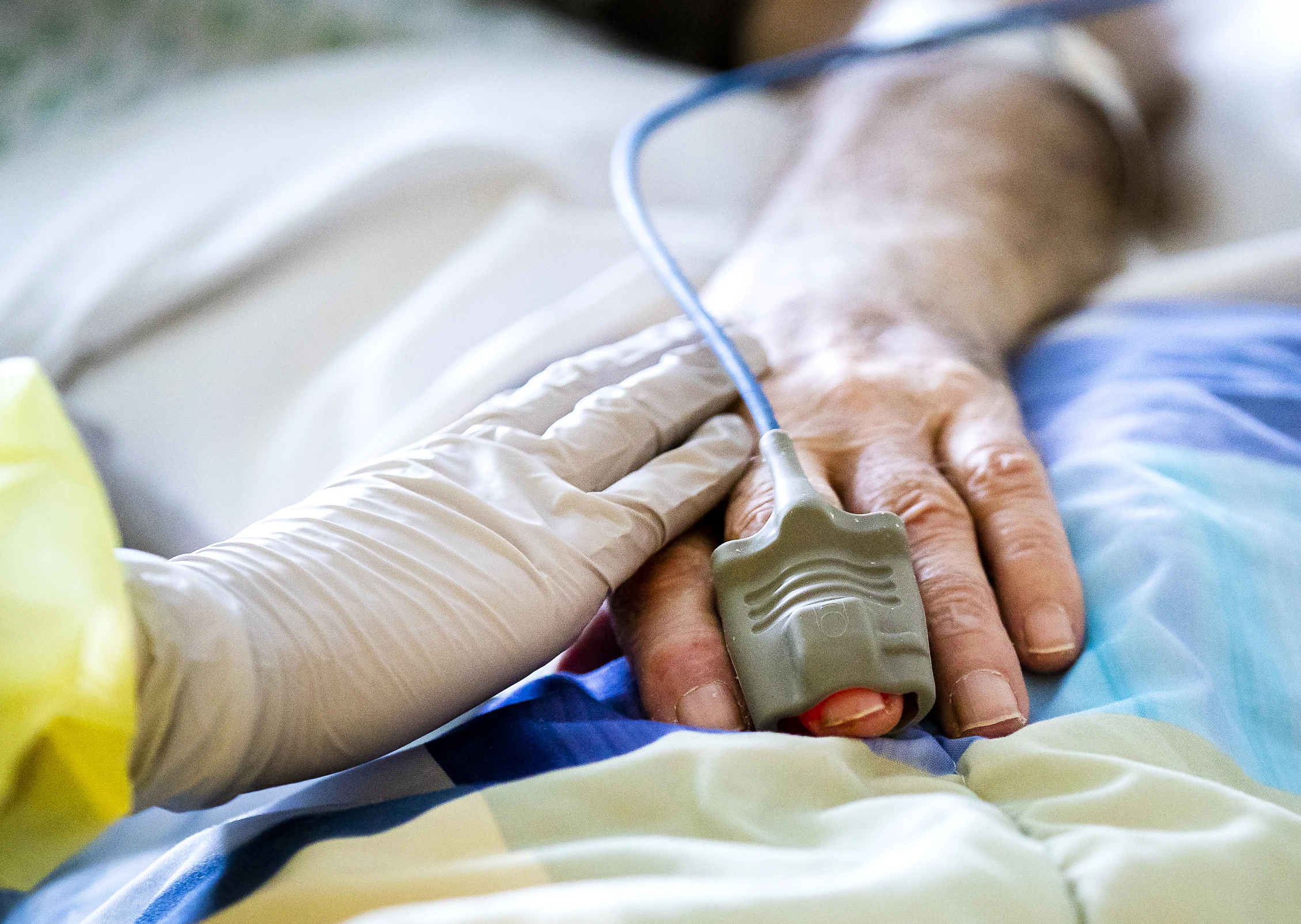 Aantal coronabesmettingen stijgt opnieuw: 1329 mensen positief getest