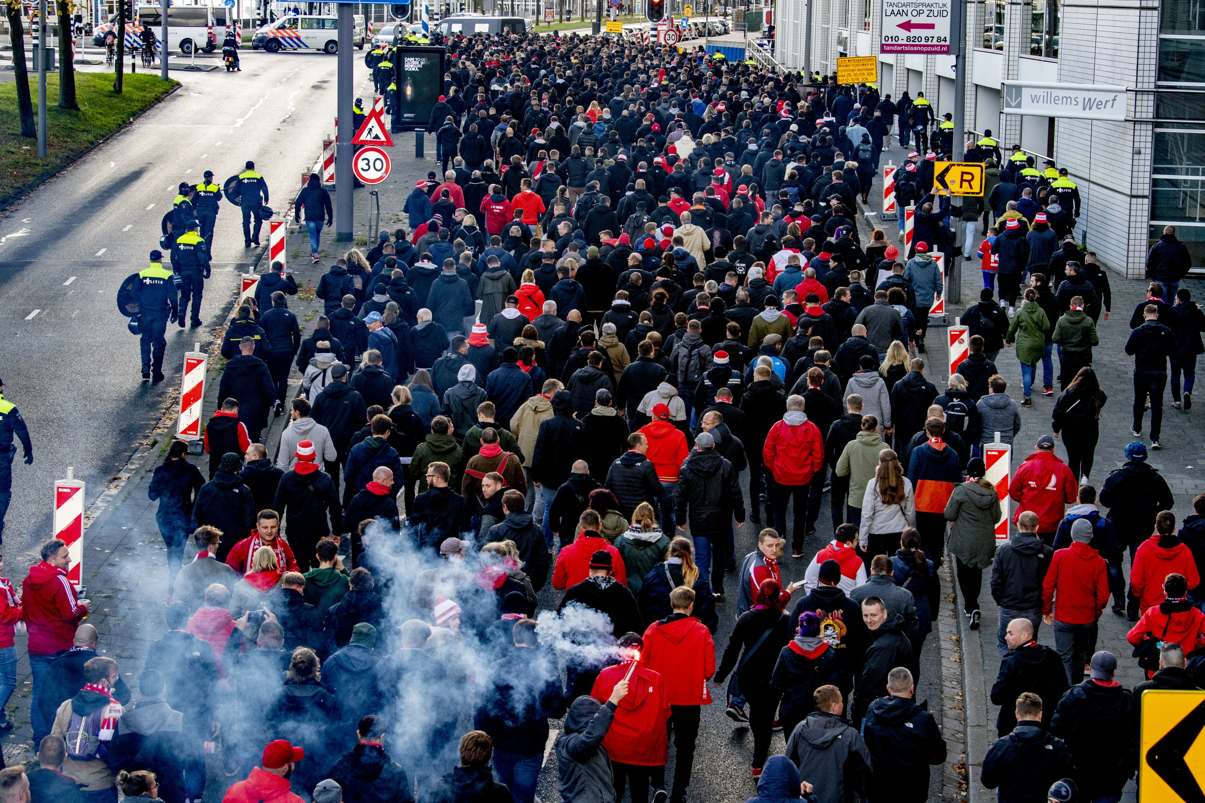 Totaal 75 aanhoudingen rond wedstrijd Feyenoord en Union Berlin