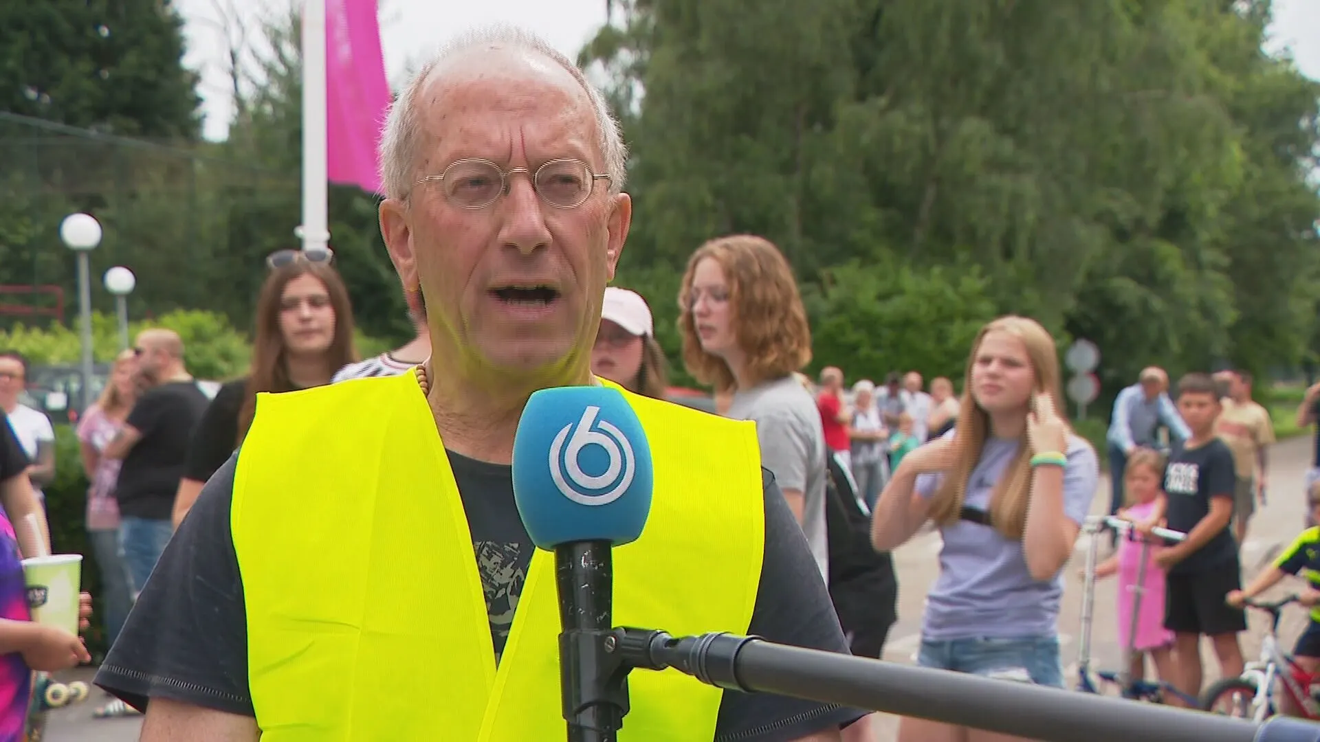 Steeds meer kampeerders raken hun vaste stekkie kwijt aan 'glampings' van buitenlandse investeerders: 'Ik sta hier al 27 jaar'