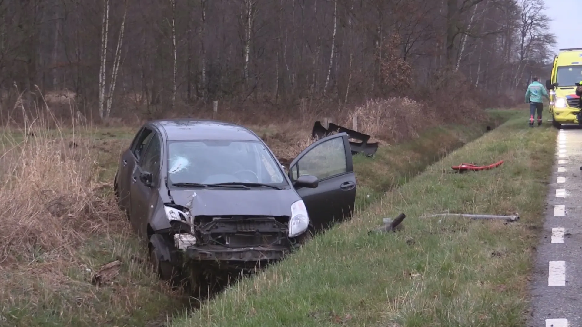 Dronken automobilist vliegt weiland in na dollemansrit bij Enschede
