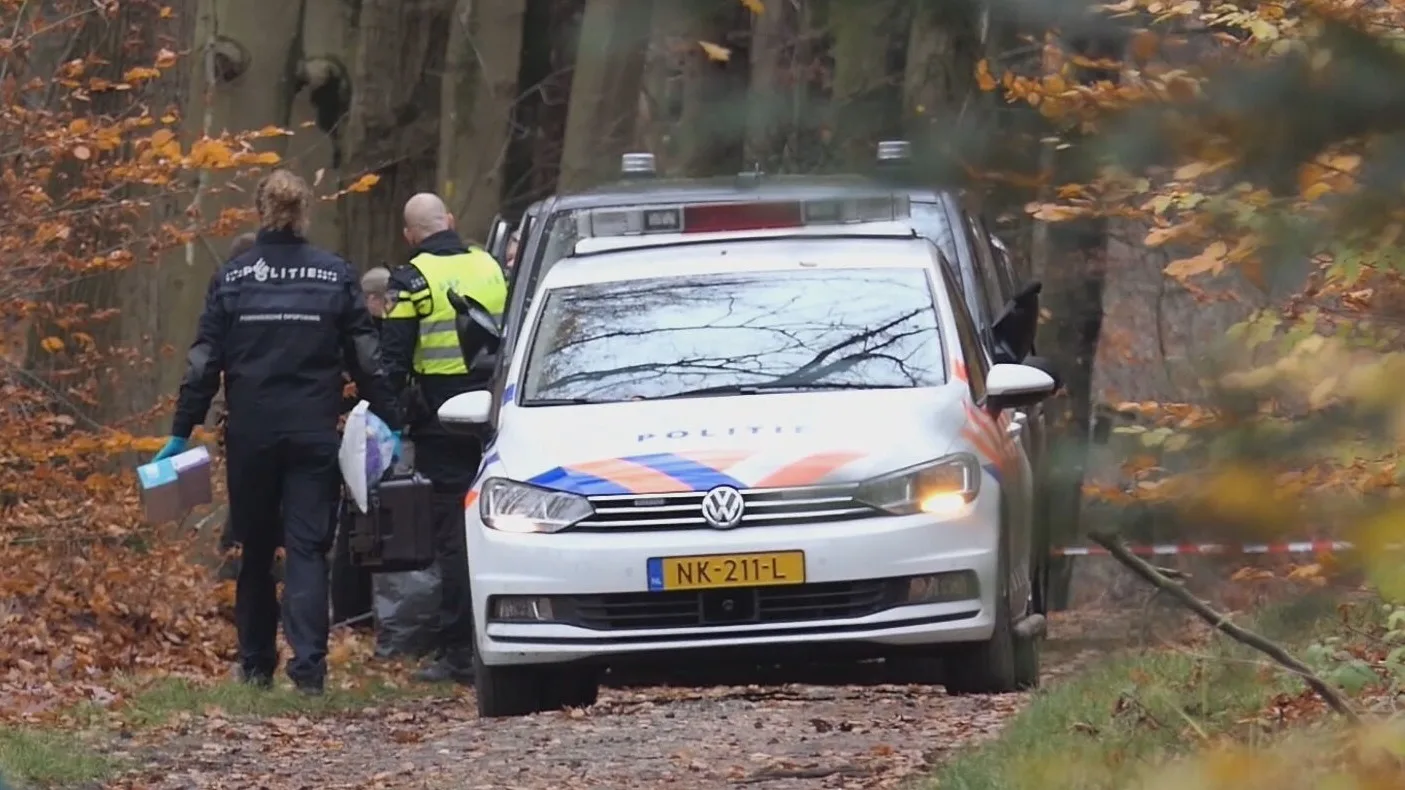 Lichaam in bos is van vermiste Dennis die met hond Nora verdween