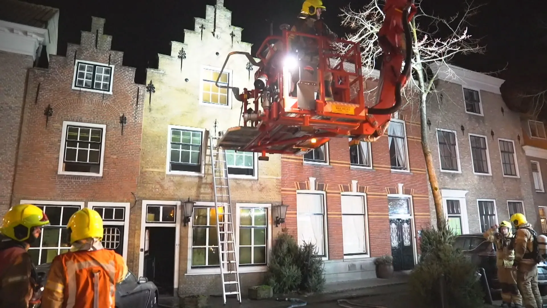 Brand in historisch centrum Middelharnis