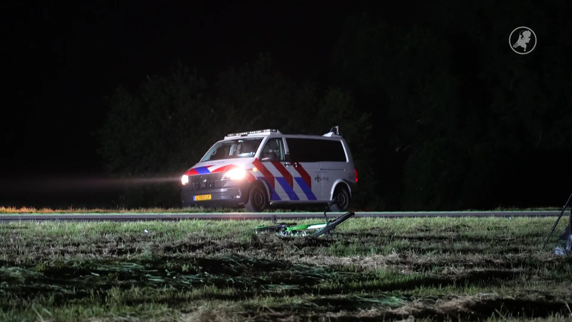 Politie vindt overleden fietster langs de weg bij Biddinghuizen