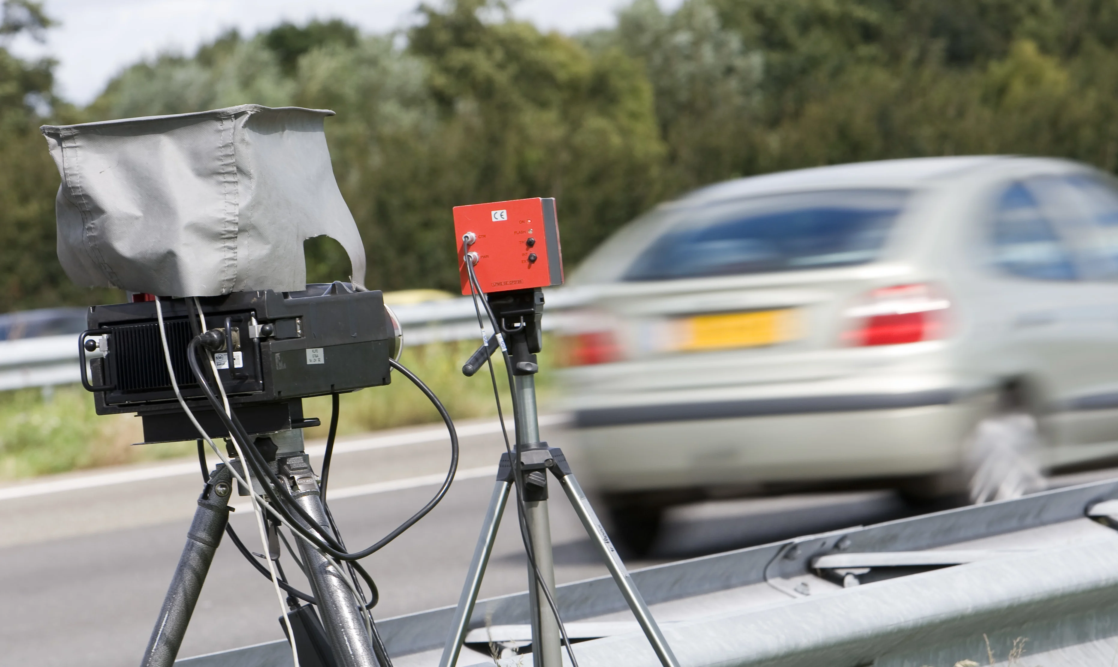 Automobilist (21) raast met 209 kilometer per uur langs lasercontrole