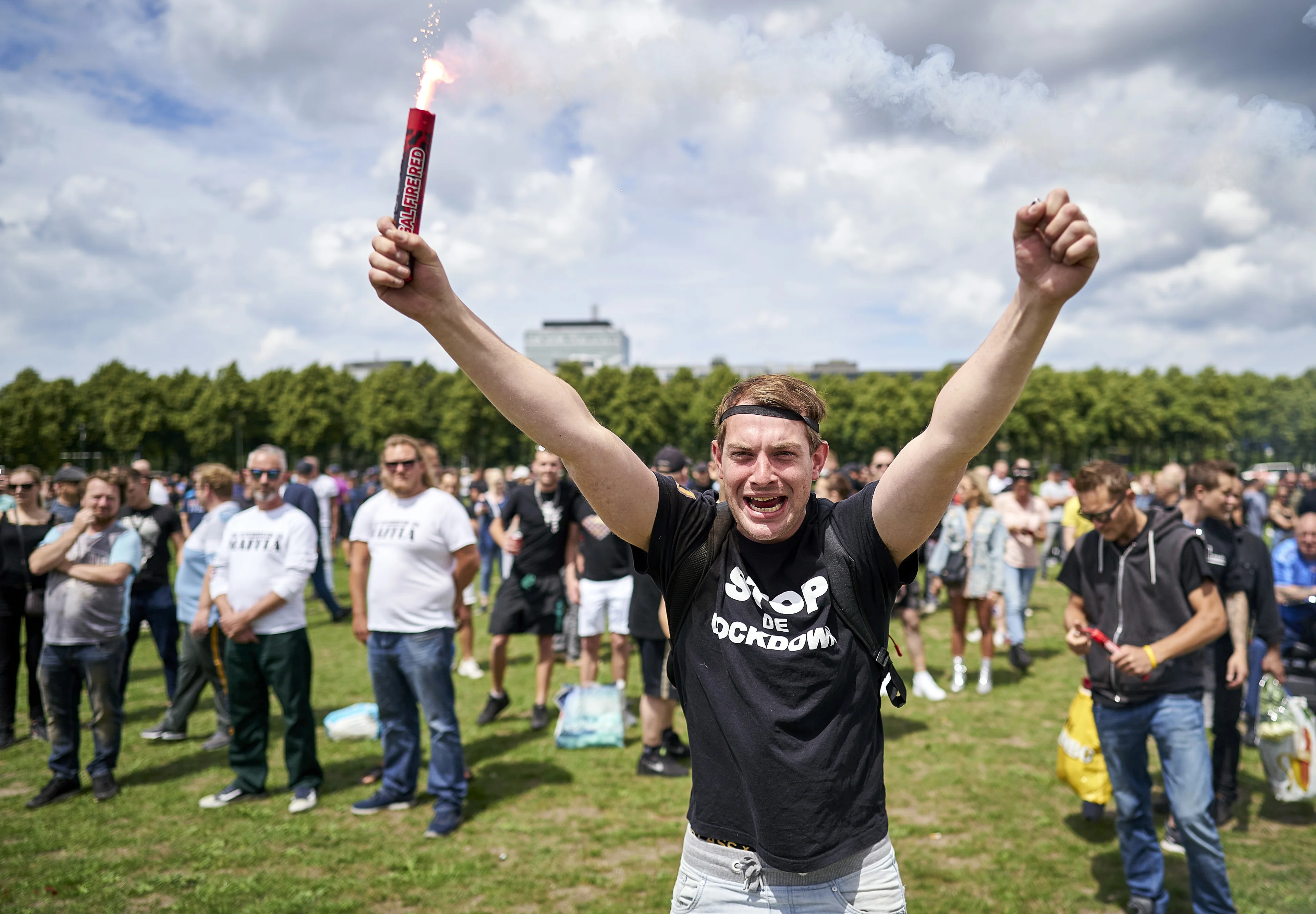 Actiegroep Viruswaanzin roept op tot nieuwe protesten in tien gemeenten
