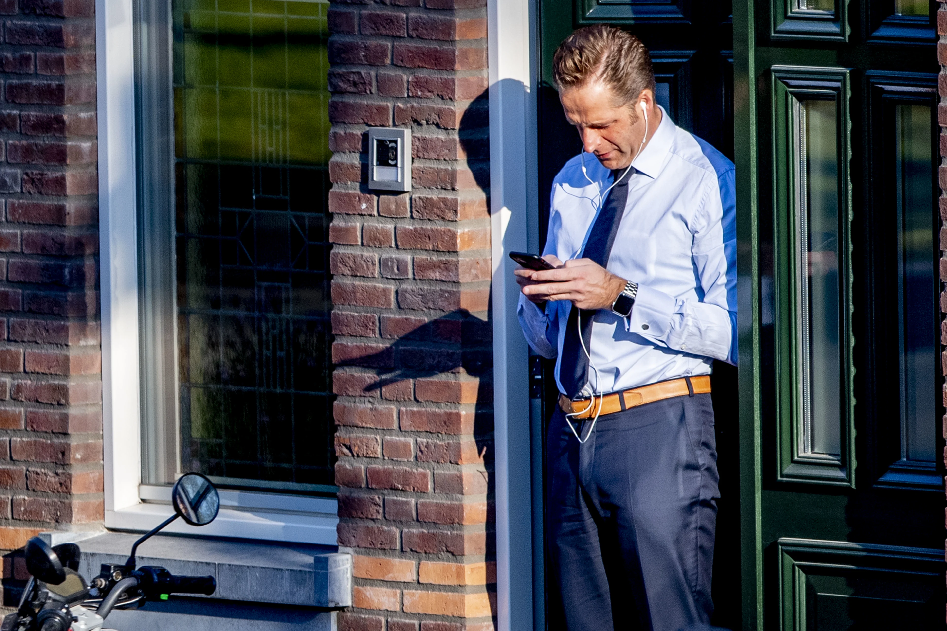 19-jarige man krijgt taakstraf voor bedreigen minister Hugo de Jonge en zijn dochter