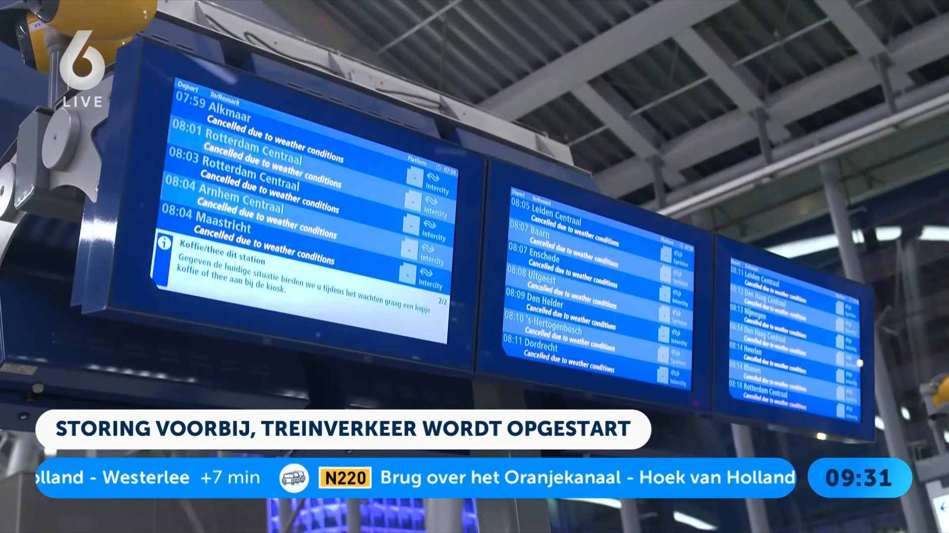 Gestrande reizigers op Utrecht Centraal door storing en winterweer
