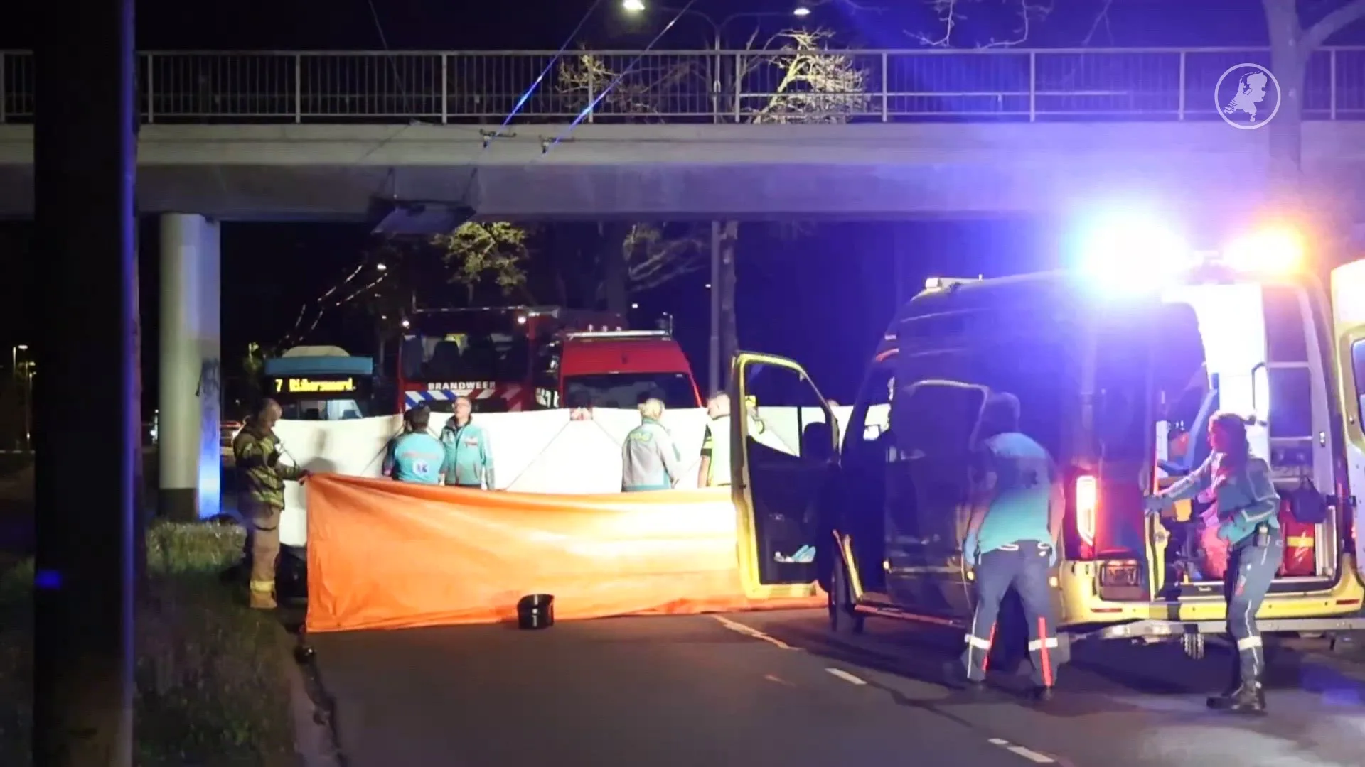 Scooterrijder vliegt tientallen meters door lucht bij dodelijke crash