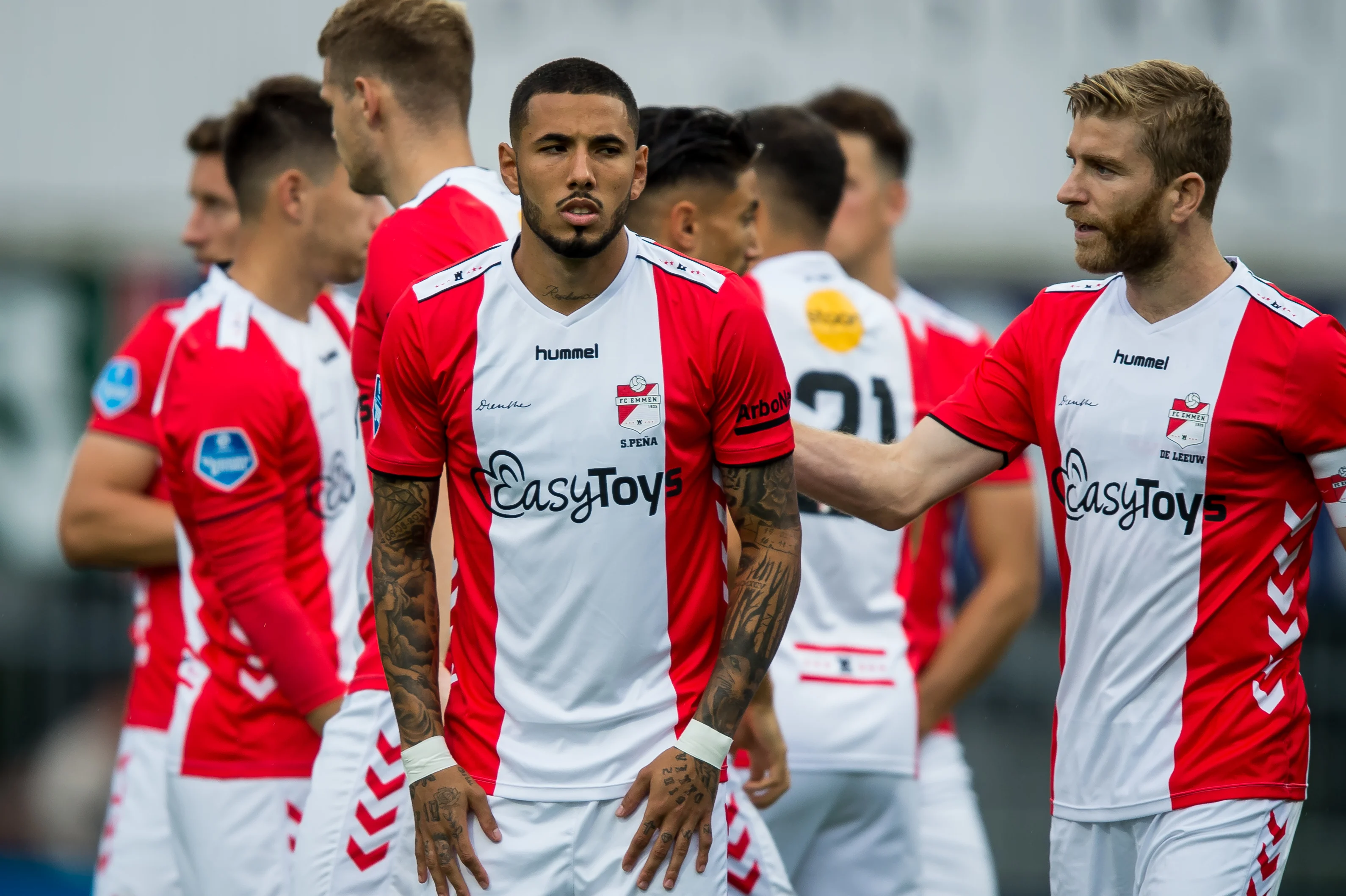 FC Emmen mag ook volgend seizoen met seksspeeltjes op de borst spelen