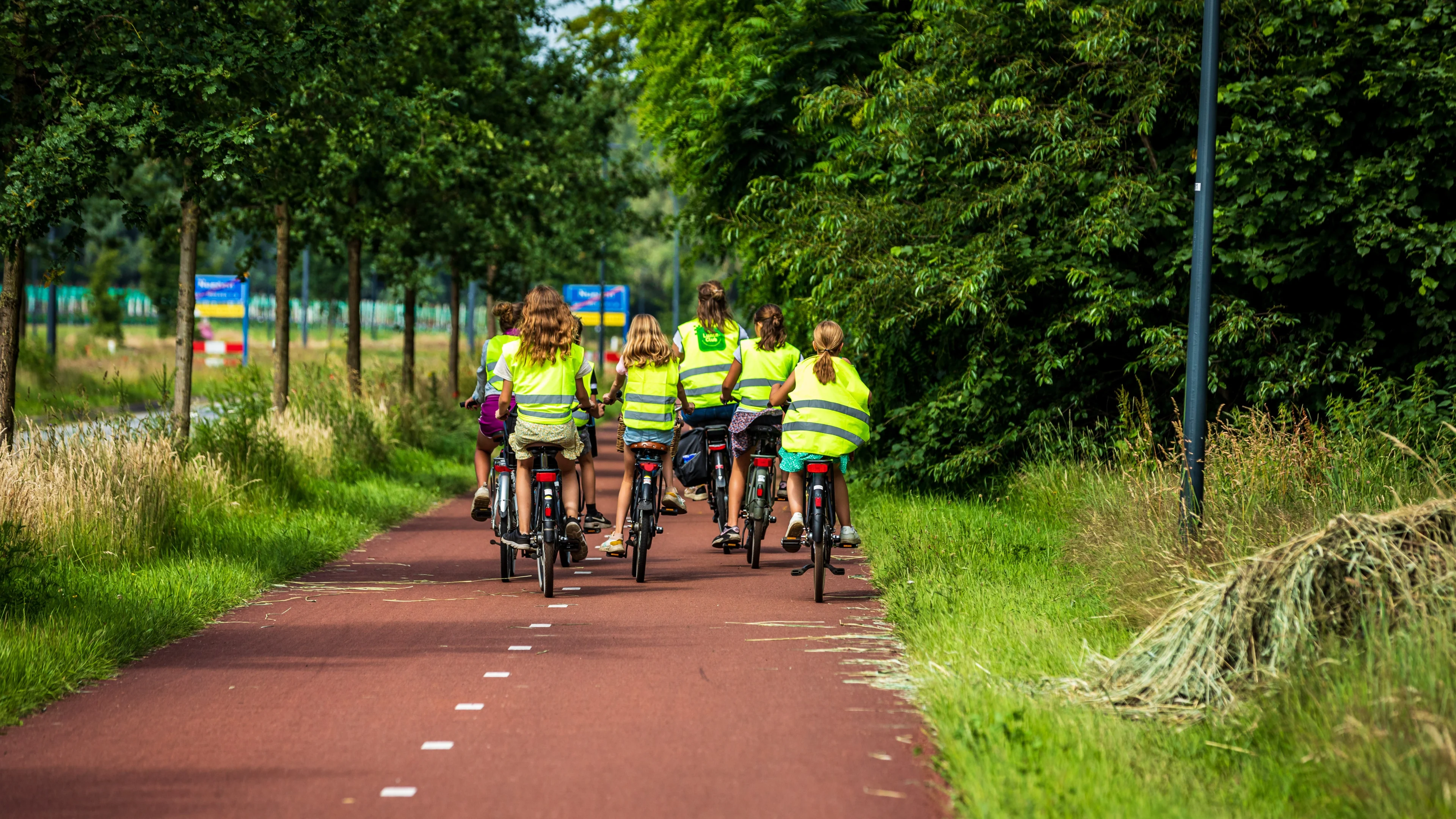 ANWB waarschuwt: onveilige veiligheidshesjes op de markt