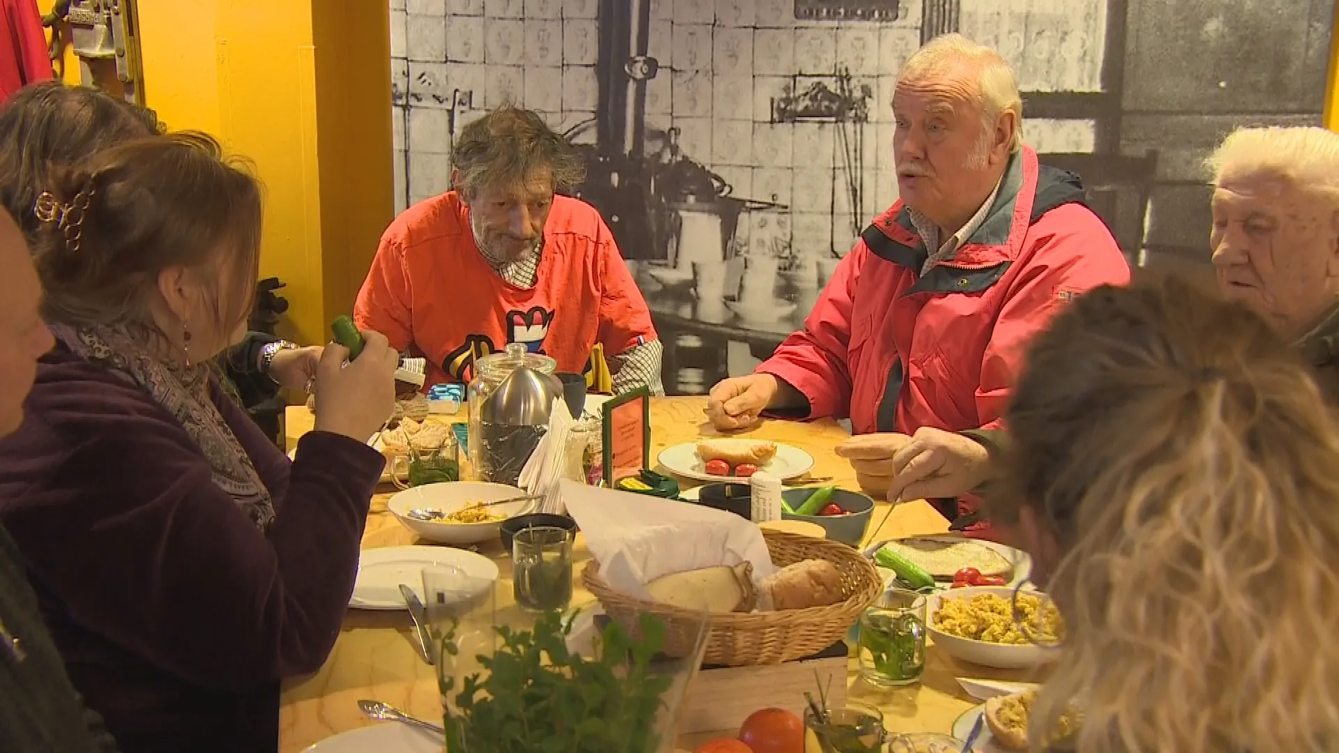 Duizend nieuwe bezoekers bij warmtekamers door hoge gasprijzen: 'Ik wil de energierekening zo laag mogelijk houden'