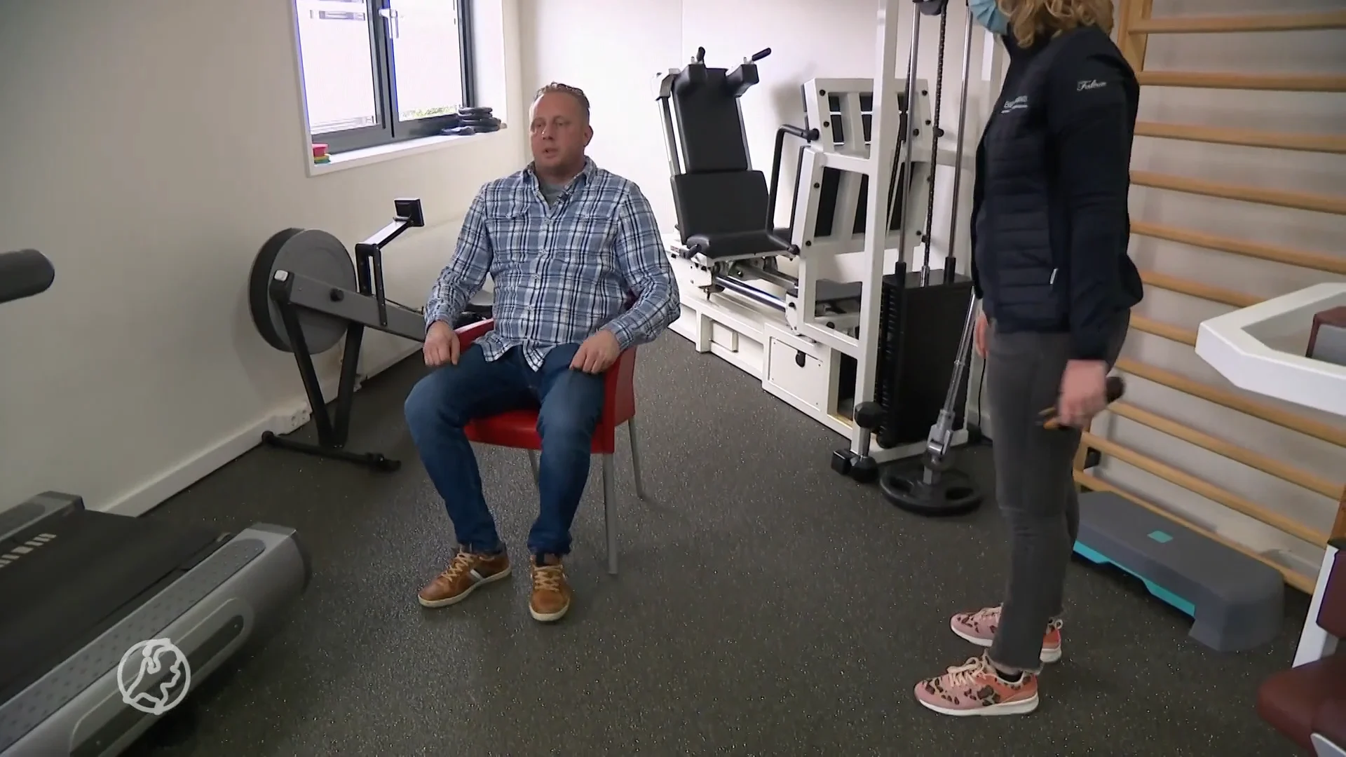 Steeds meer coronapatiënten lang veroordeeld tot fysiotherapie: 'Je bent zo intens moe'