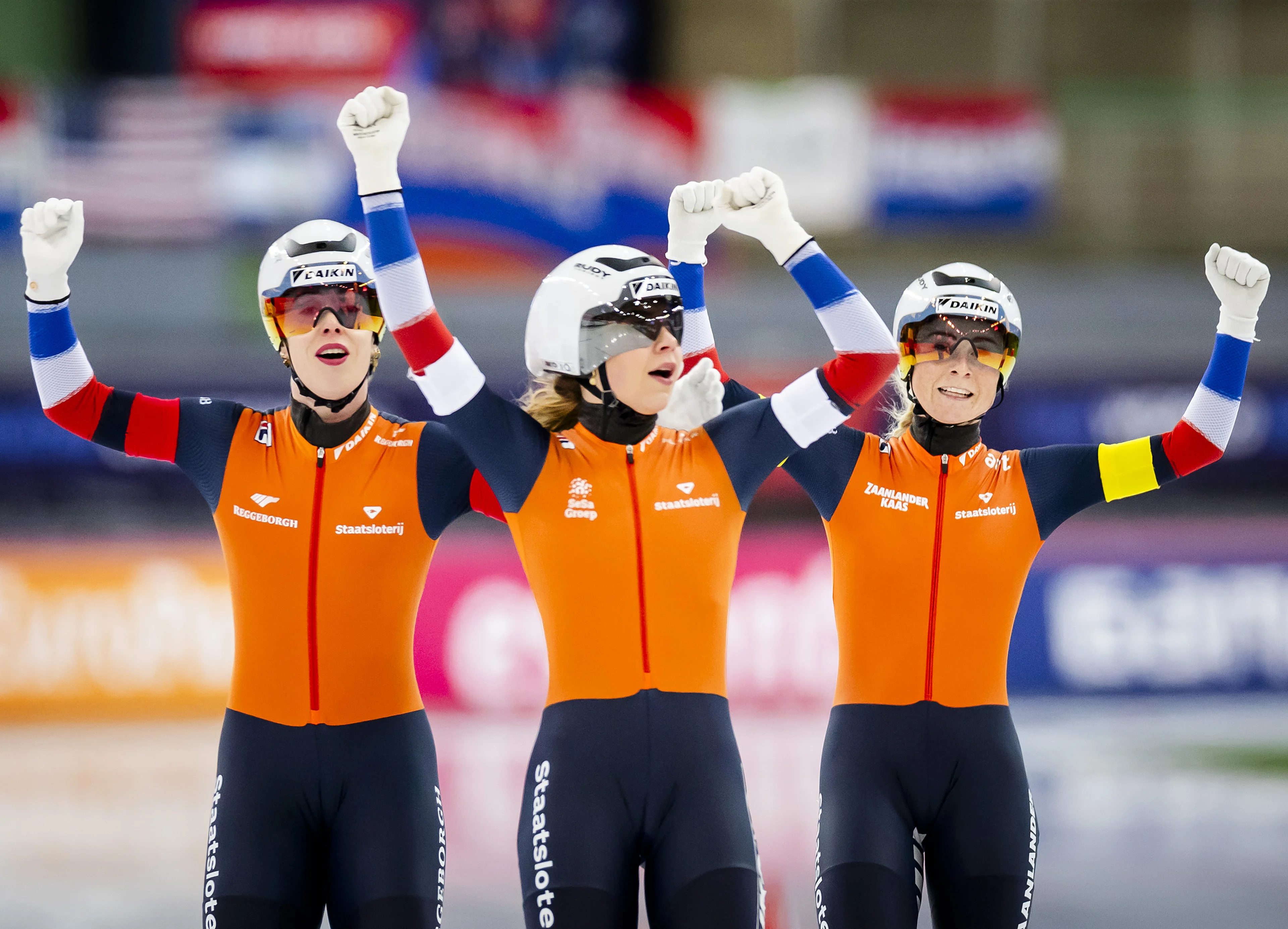 Weer goud voor Nederlandse schaatssters op ploegenachtervolging