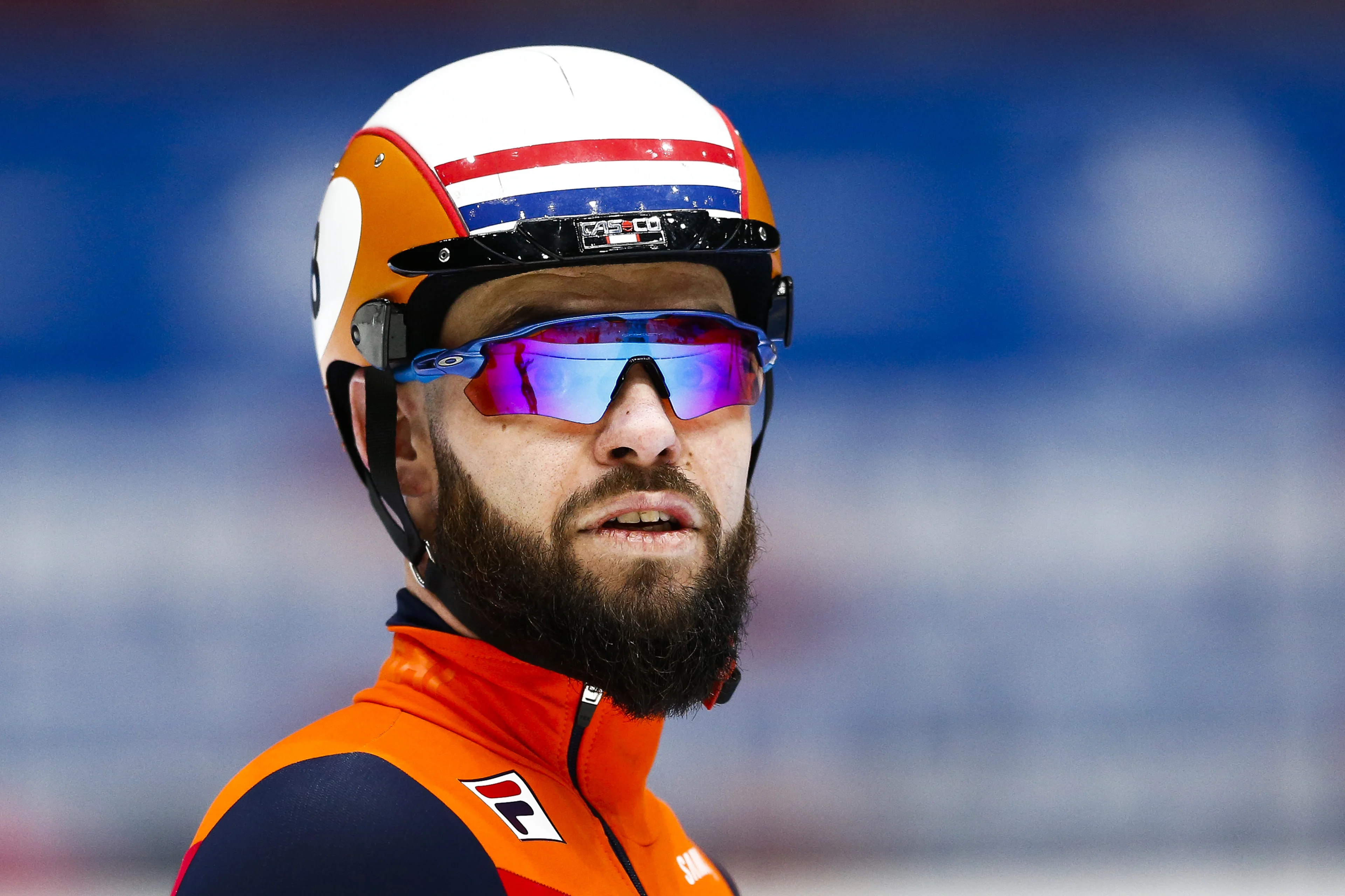 Knegt na ruim een jaar weer terug op het ijs: 'Ik kijk er echt naar uit'