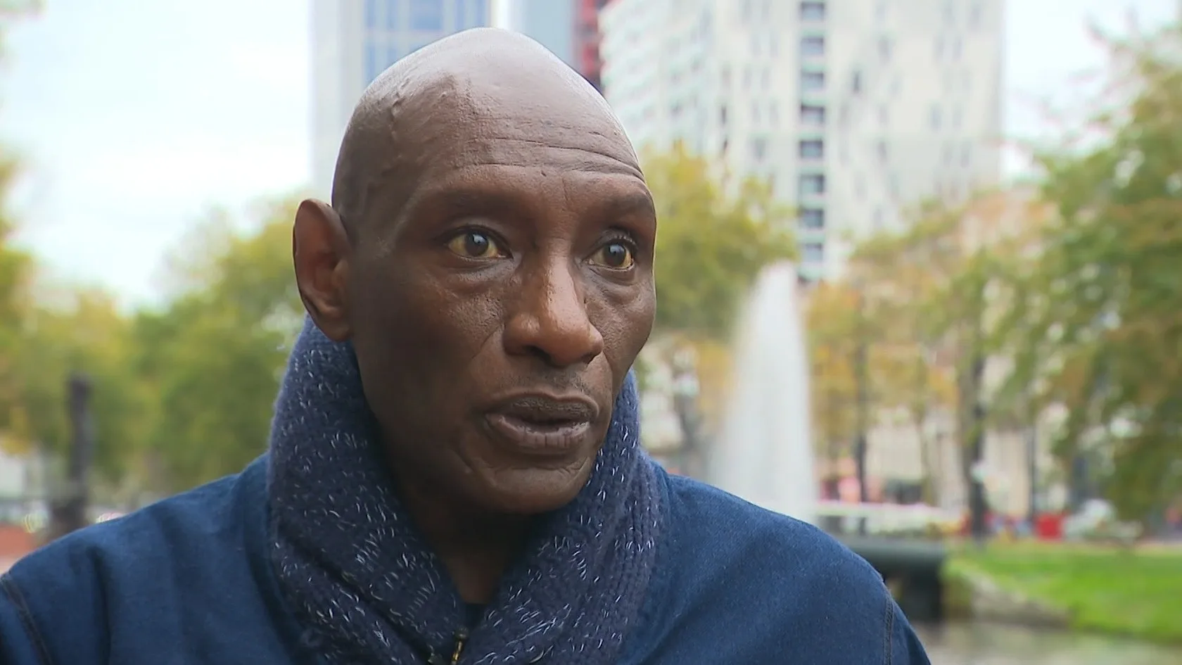 Maikel Ruimwijk zwierf van bank naar bank en helpt nu andere daklozen