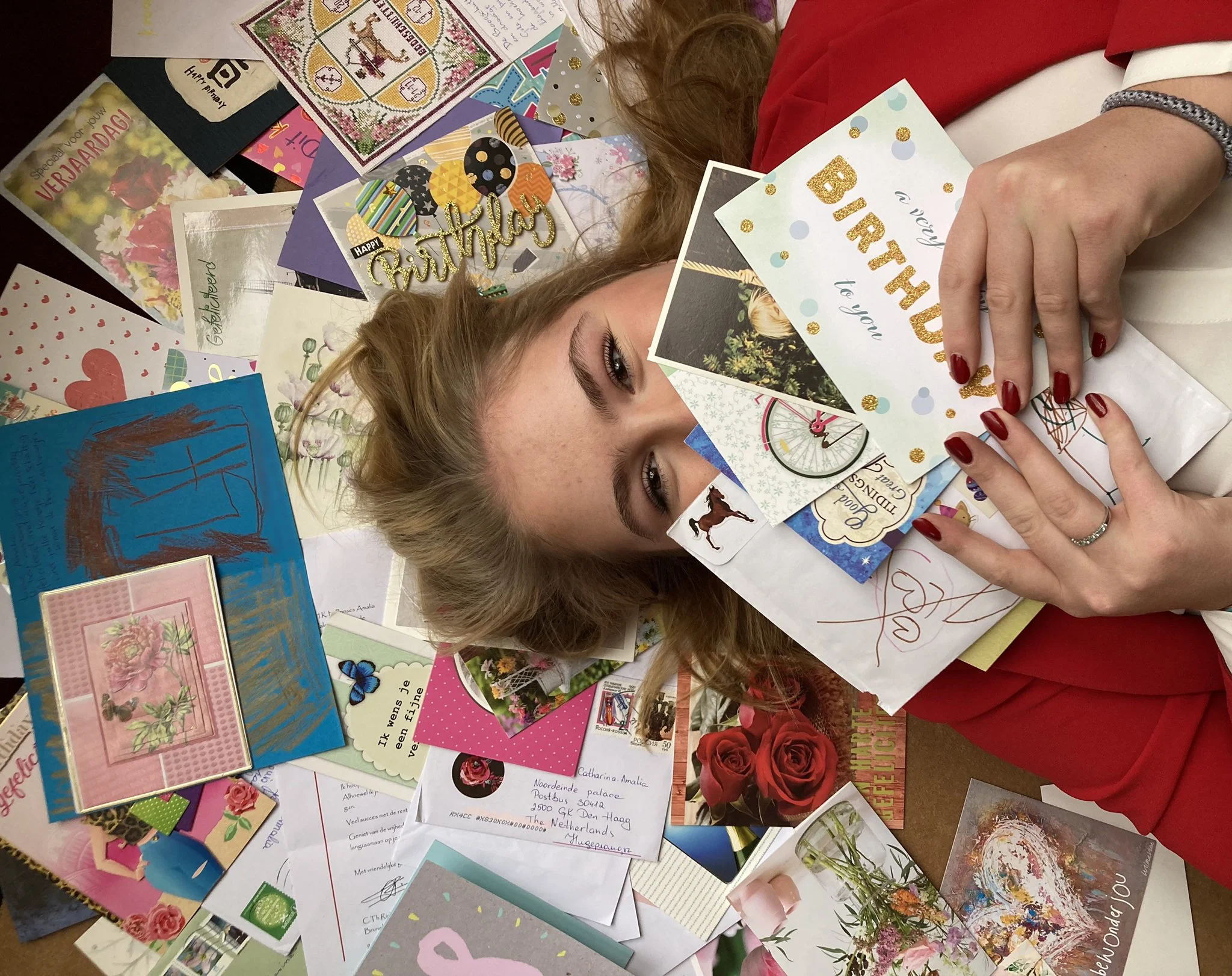 Amalia overspoeld met verjaardagskaarten: 'Enorm blij en dankbaar'