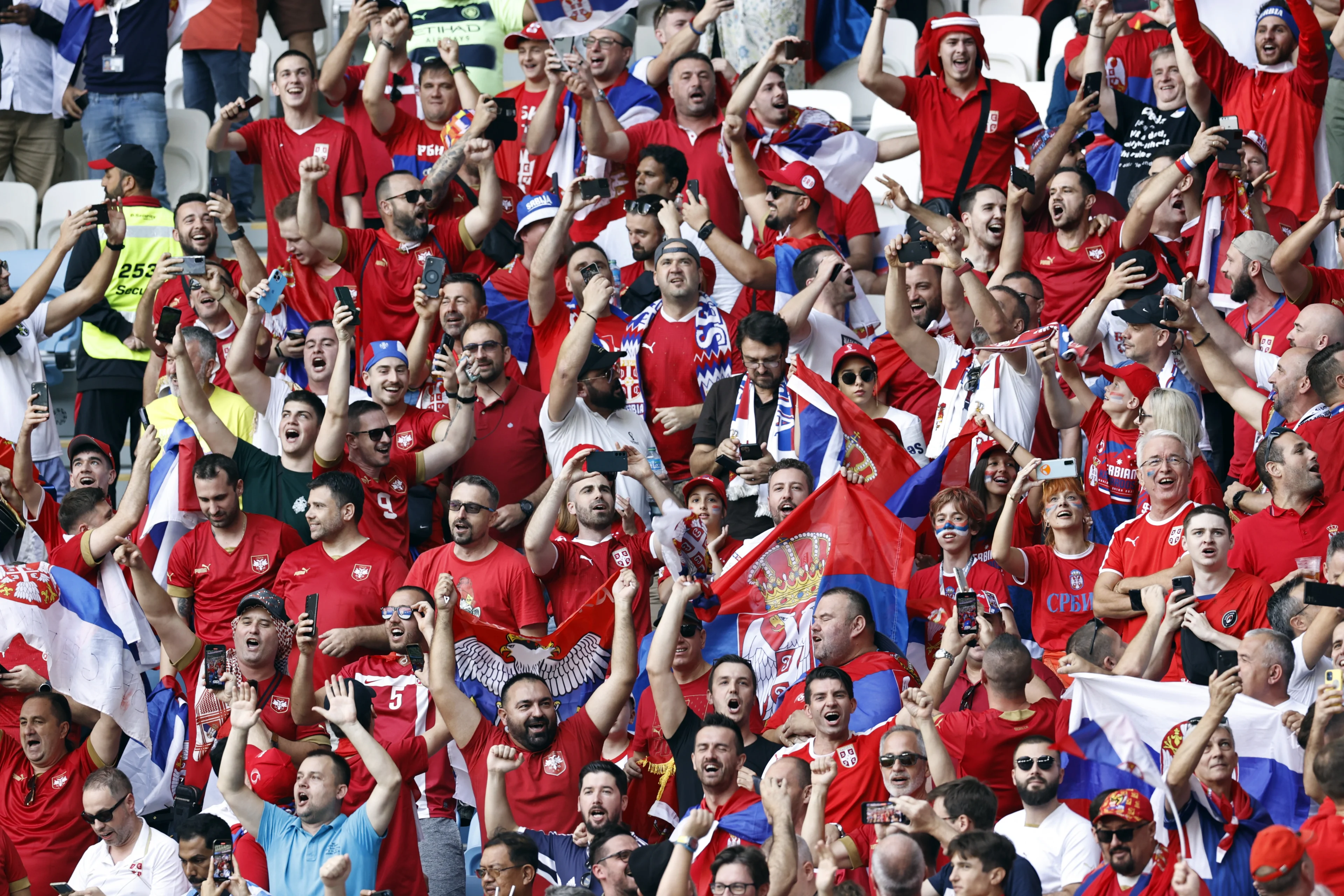 UEFA bestraft meerdere landen voor racisme op EK