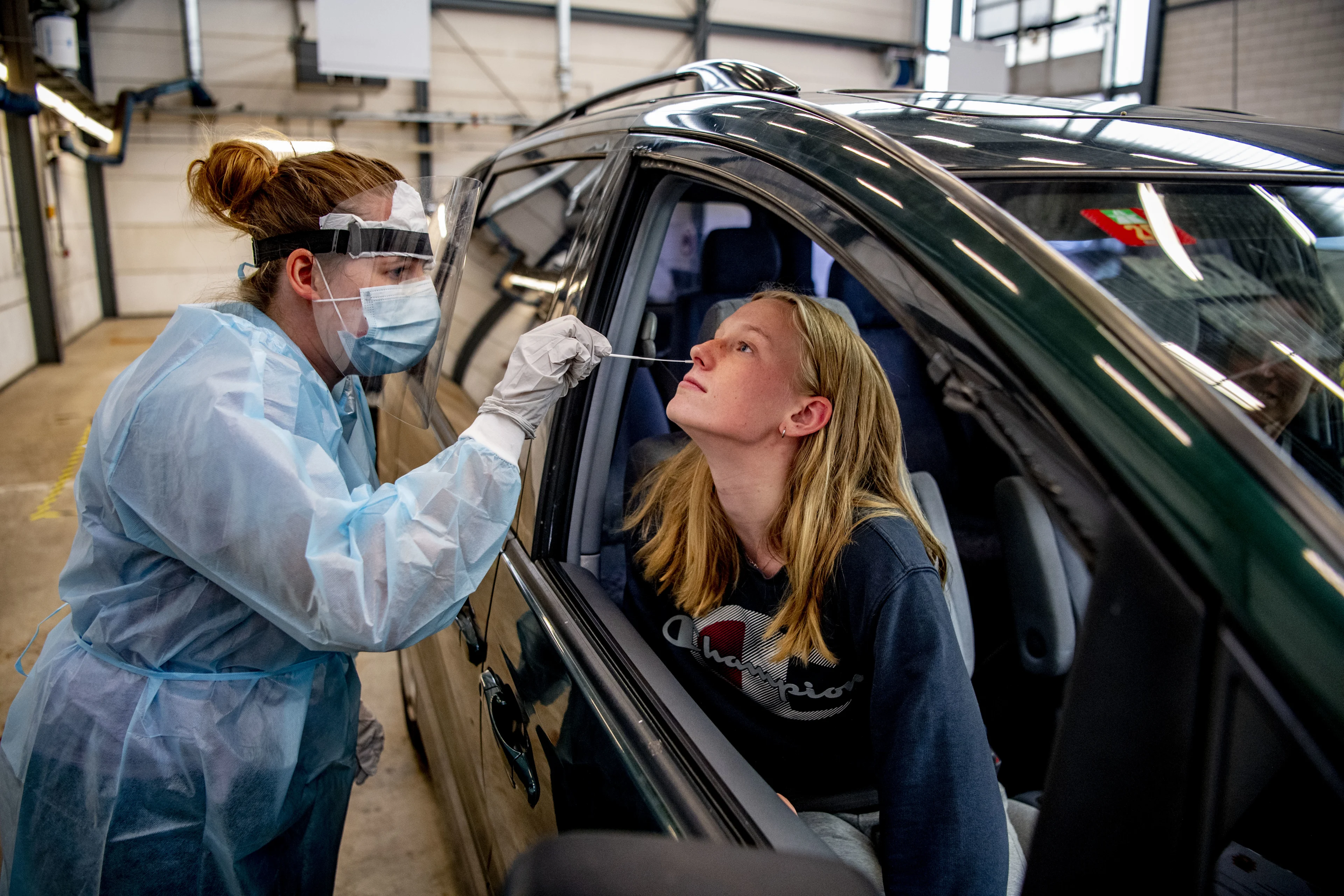 RIVM komt met nieuwe corona-update, verwachting is dat aantal nieuwe coronagevallen gelijk blijft
