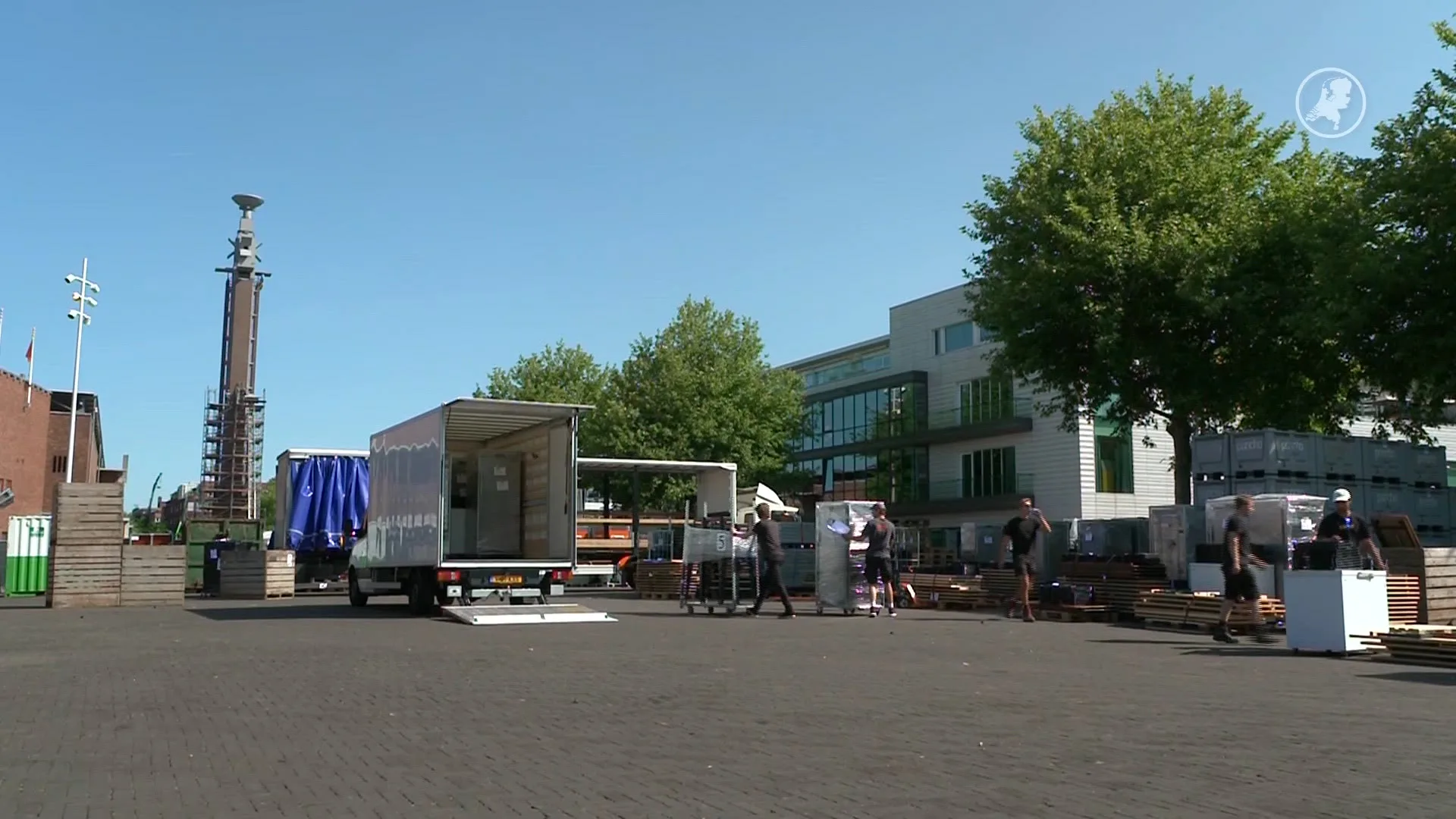 Organisatie Ring-feest Amsterdam moet in 10 uur tijd alles klaarzetten, inclusief 750 bomen