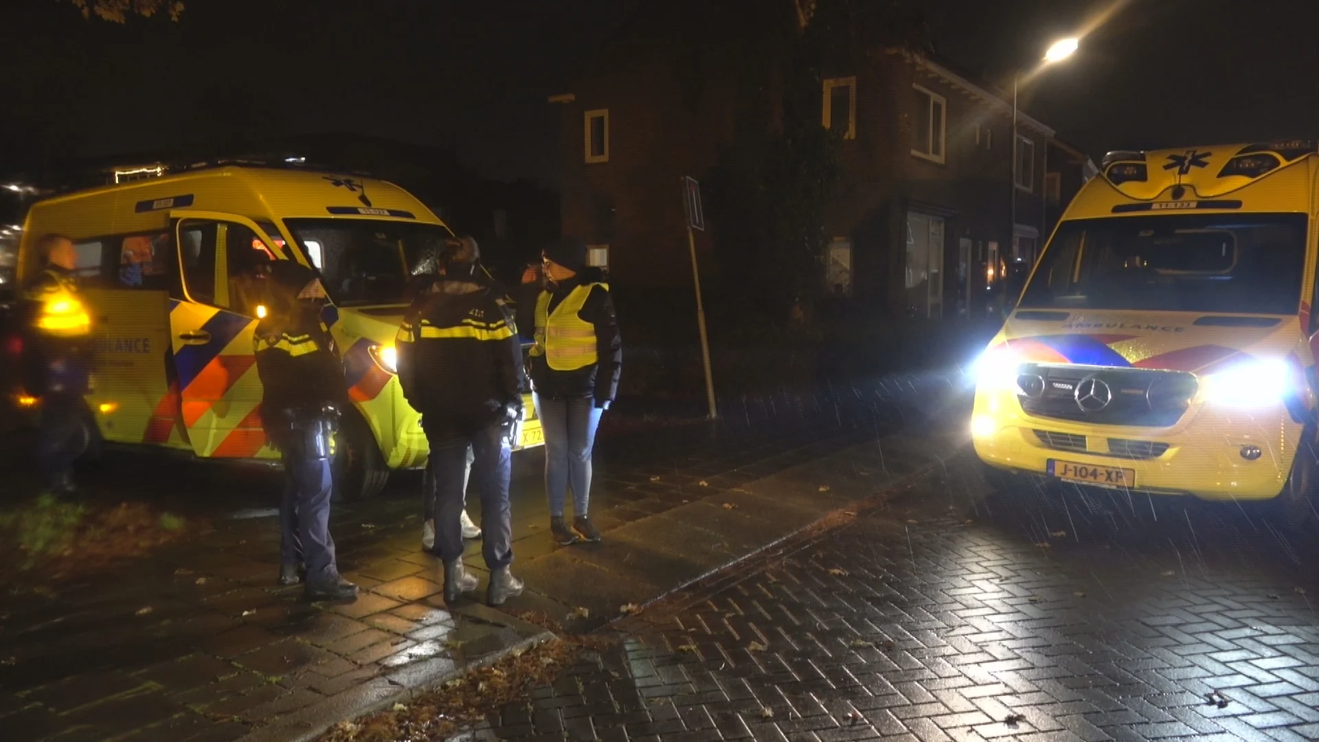 Zaanse buurt opgeschrikt door explosie: man raakt gewond