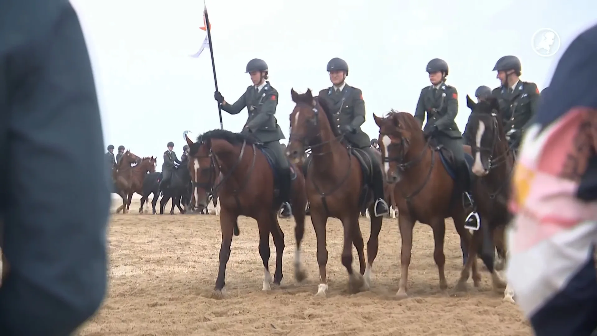 Strand Scheveningen decor van lawaai voor training paarden Prinsjesdag