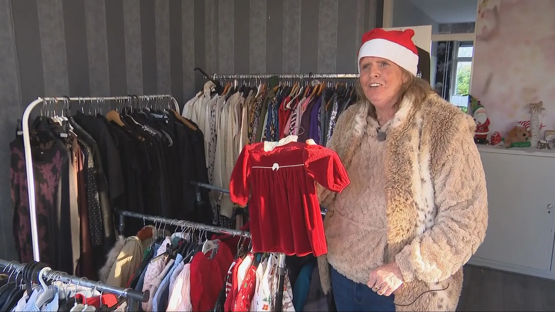 Lief! Mirjam en Lisanne helpen kwetsbare gezinnen aan een feestelijke kerst
