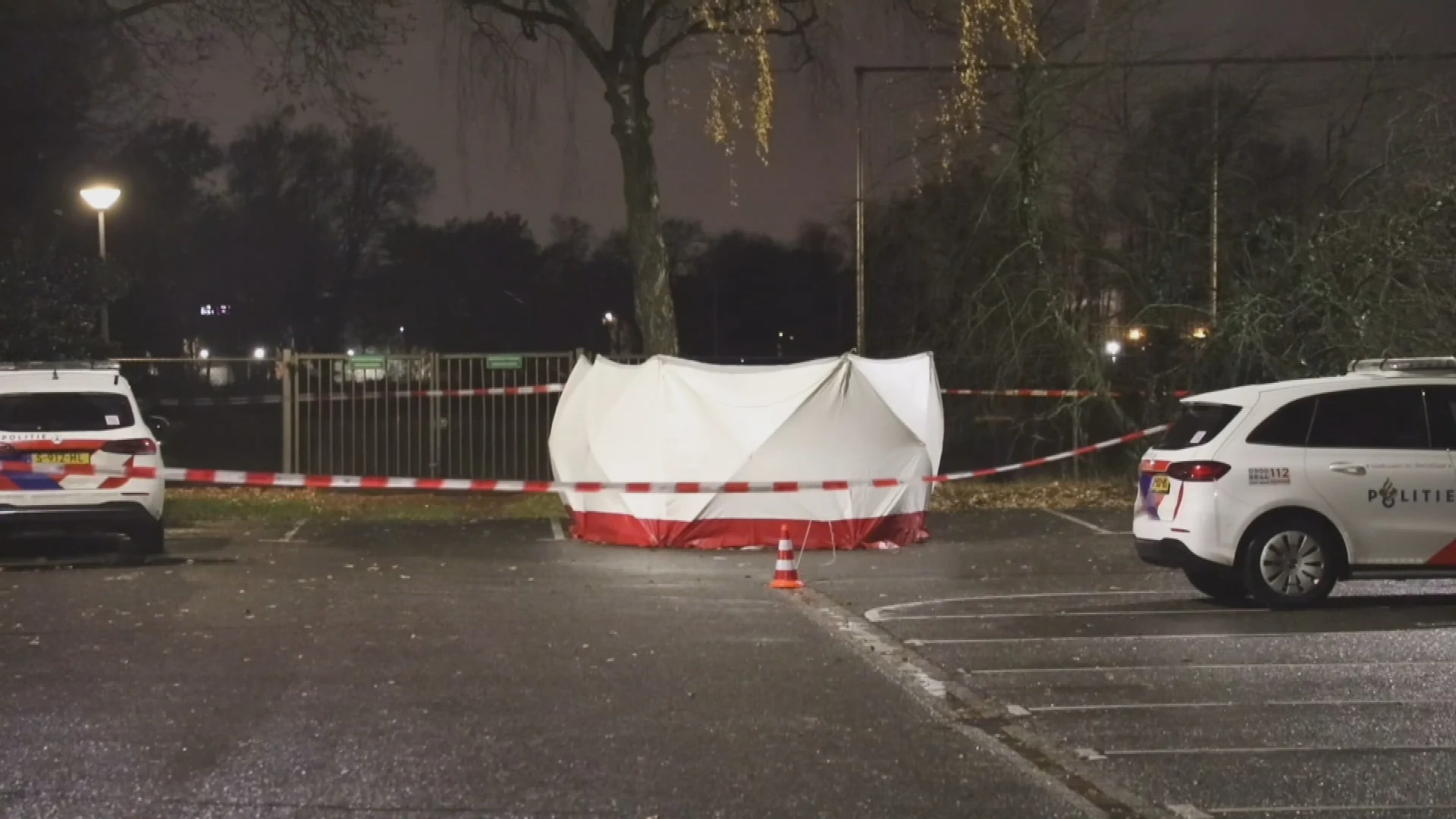 Overleden persoon gevonden in auto op parkeerplaats voetbalclub Ede