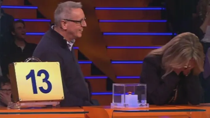 Miljoenenjacht-kandidaat John begint finale op slechtst mogelijke wijze