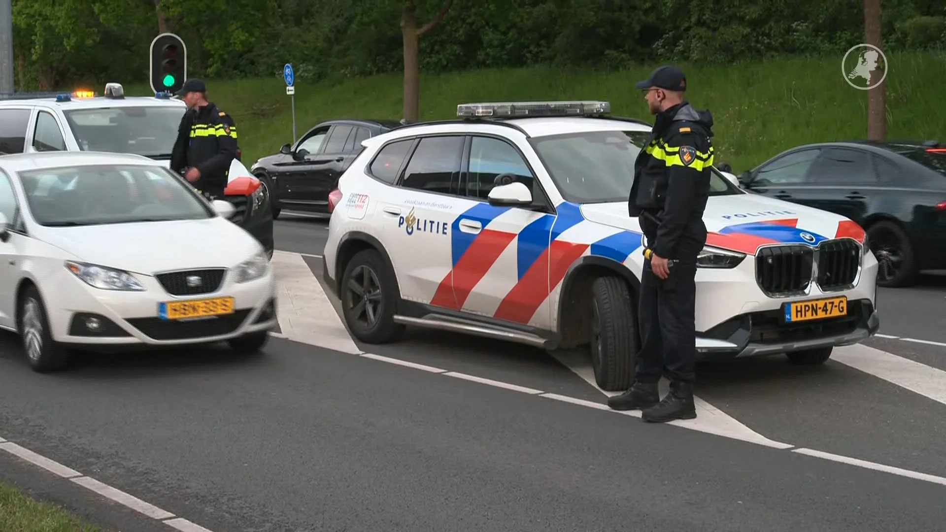 Opnieuw onrustig protest asielopvang in Loosdrecht, waterkanon ingezet