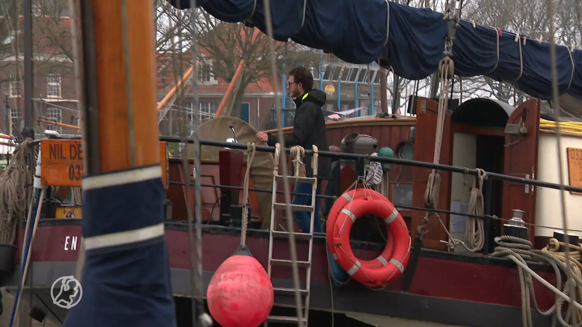 De wanhoop komt dichtbij voor de 22-jarige schipper van historische schoener 'Nil Desperandum'