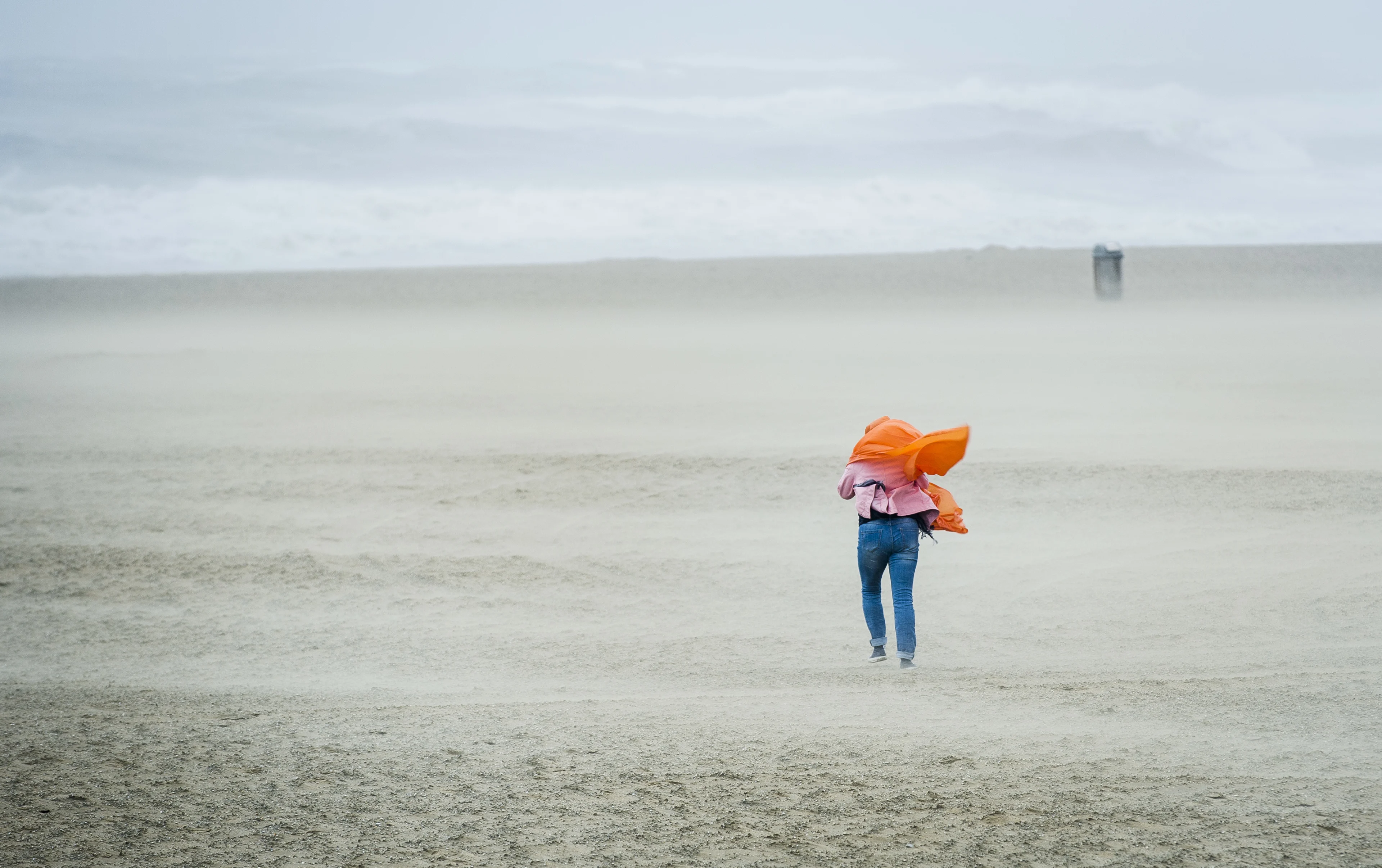 Vanavond mogelijk eerste zomerstorm, windstoten tot 100 kilometer per uur verwacht