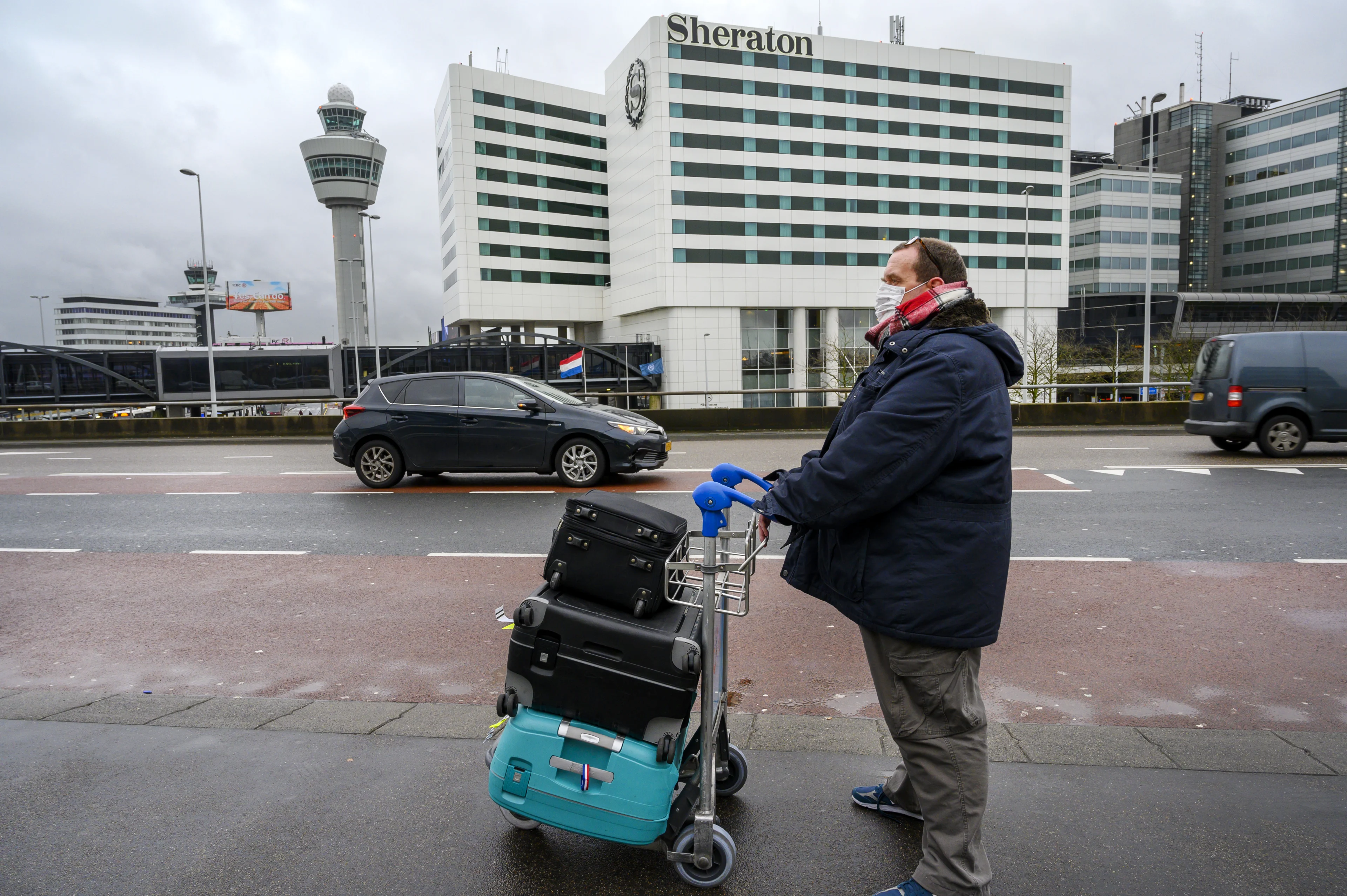 Bijna 100 Nederlanders getest op coronavirus