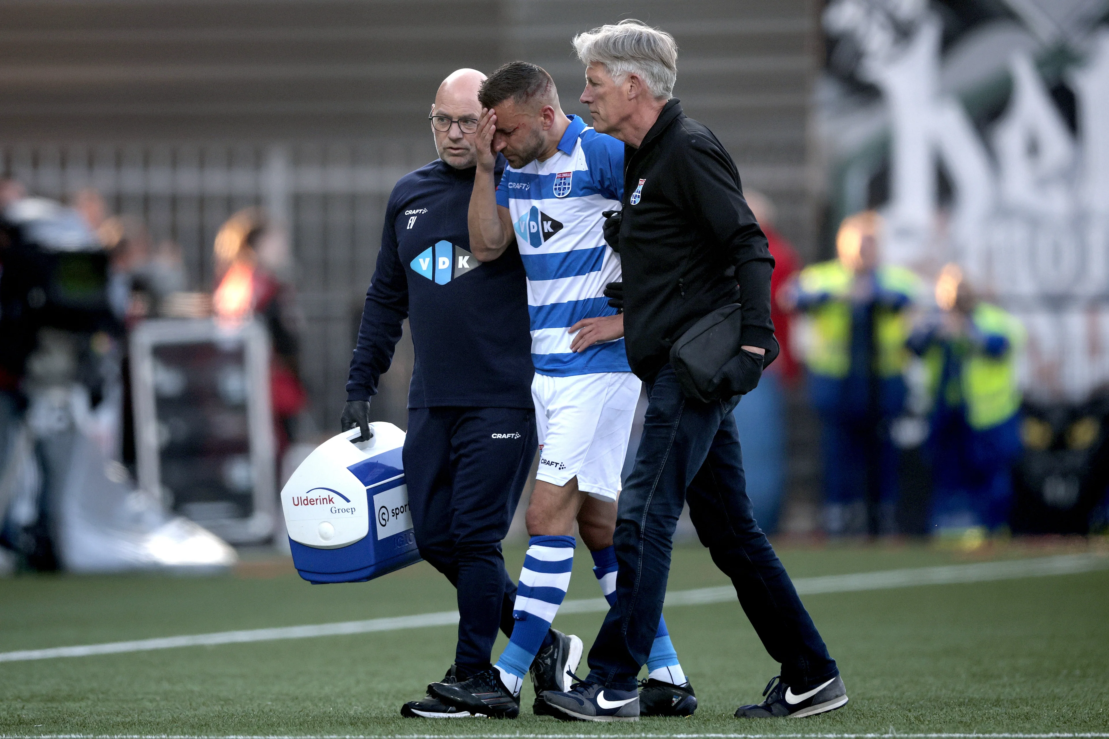 Aanvoerder PEC Zwolle mist huldiging vanwege hersenschudding