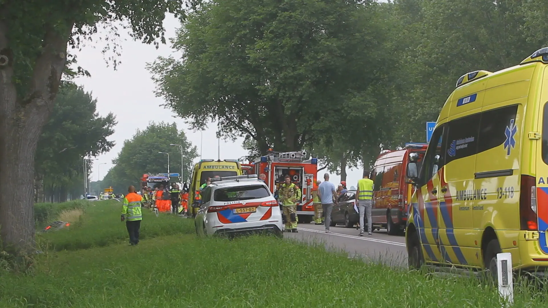 Zwangere vrouw (34) en 40-jarige man overleden door frontale botsing Middelie