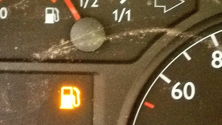 Oudere dames trommelen wegenwachtmedewerker op na oplichten 'onbekend' lampje