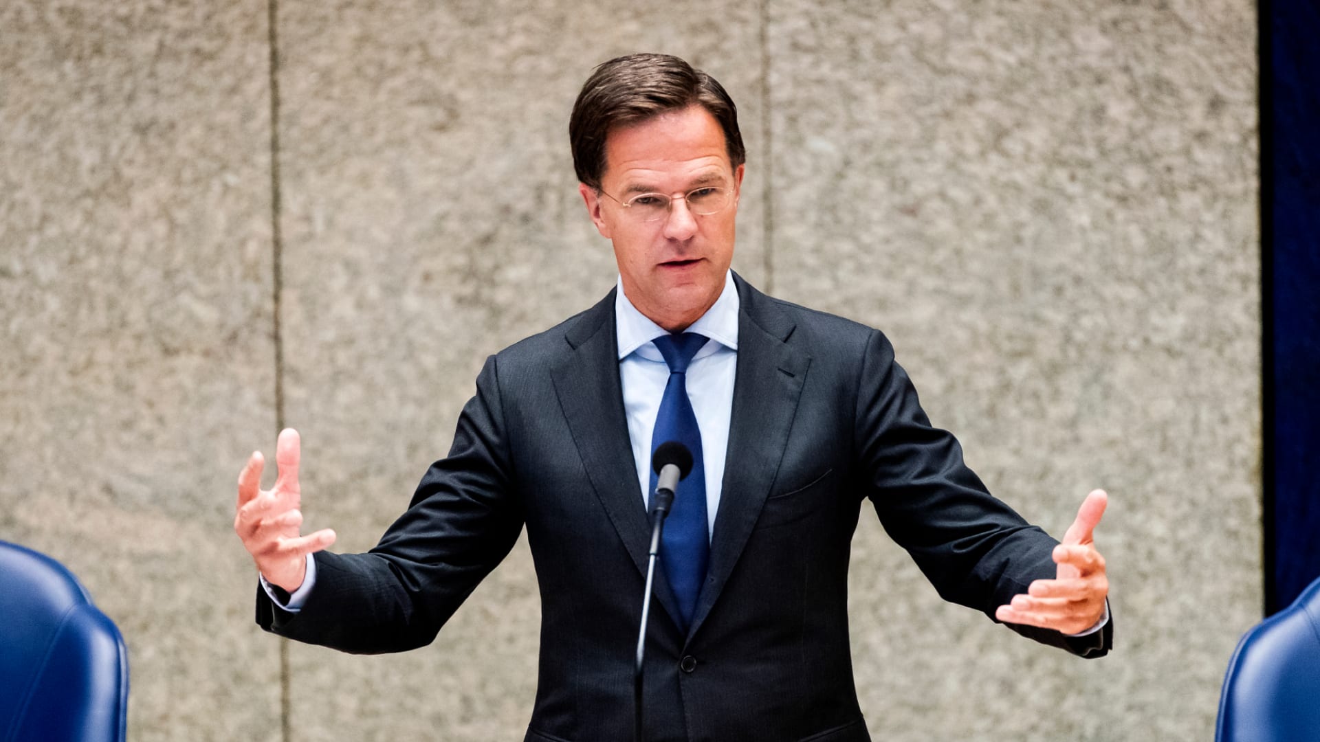 Debat met premier Rutte over oplaaiend coronavirus