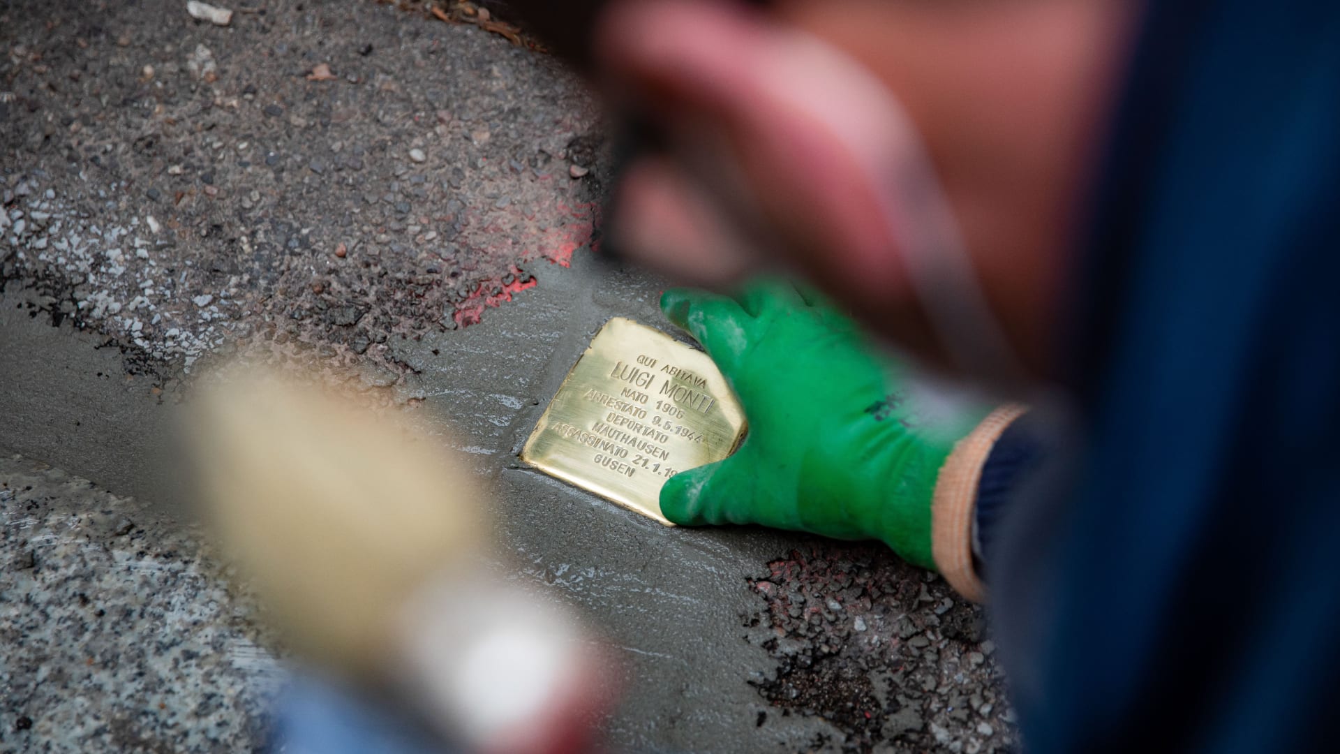 COC plaatst struikelstenen voor homoseksuele en lesbische oorlogsslachtoffers