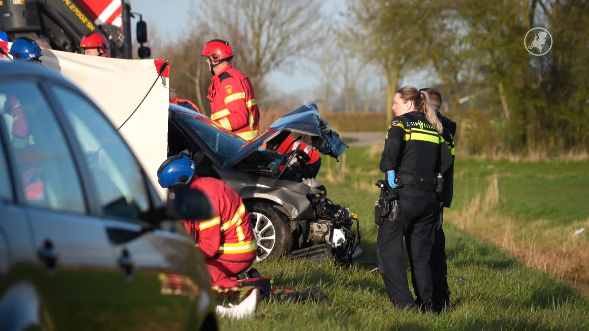 Twee auto's botsen op N46 bij Zuidwolde, vijf gewonden