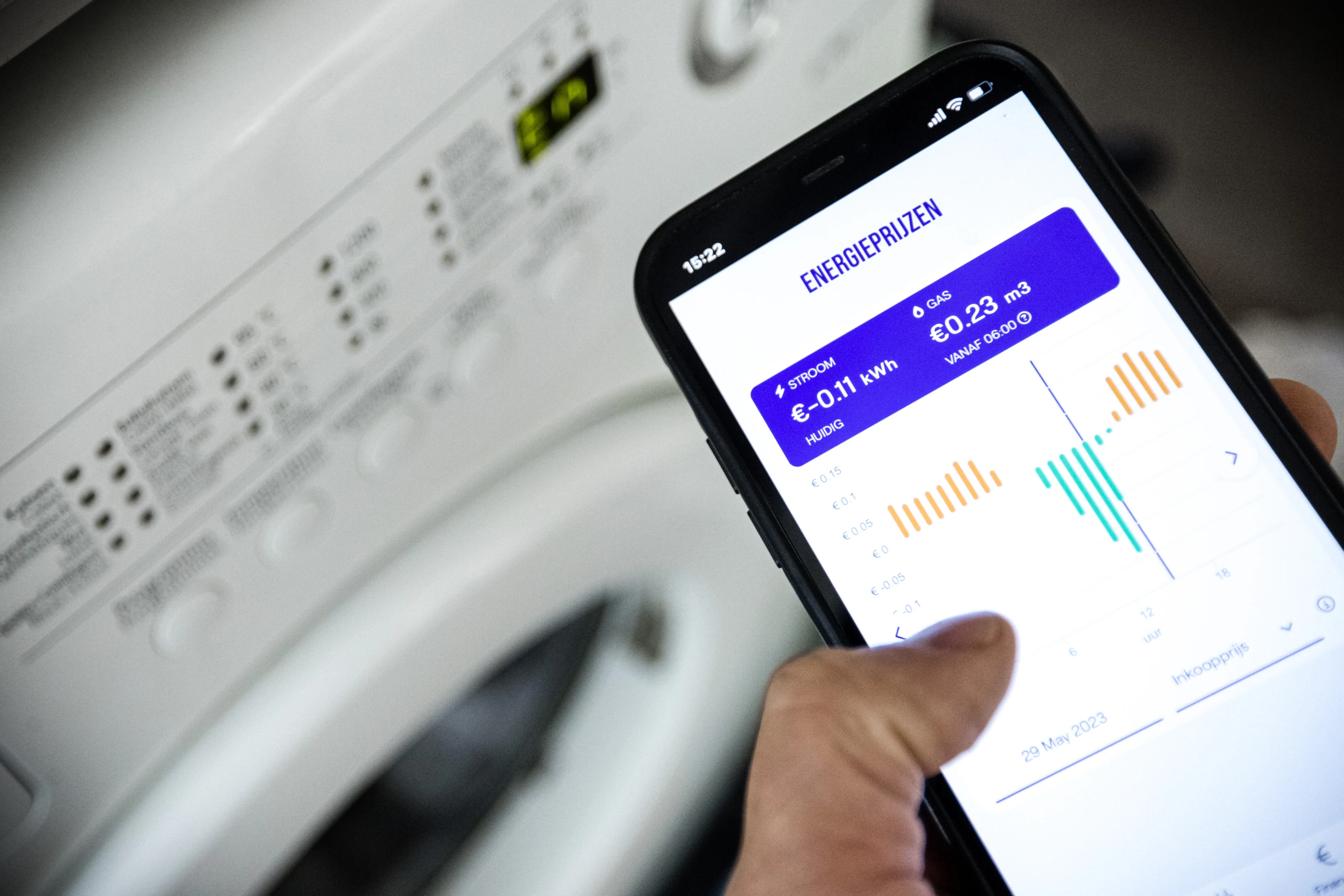 Overstappen van energiecontract loont: tot wel 900 euro verschil