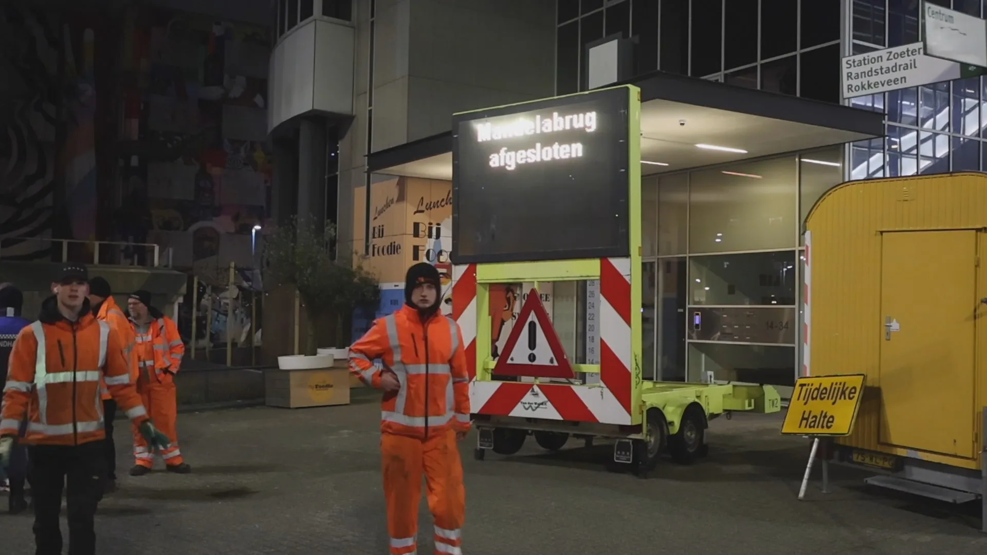 Zoetermeer sluit brug over A12 wegens mogelijk instortingsgevaar