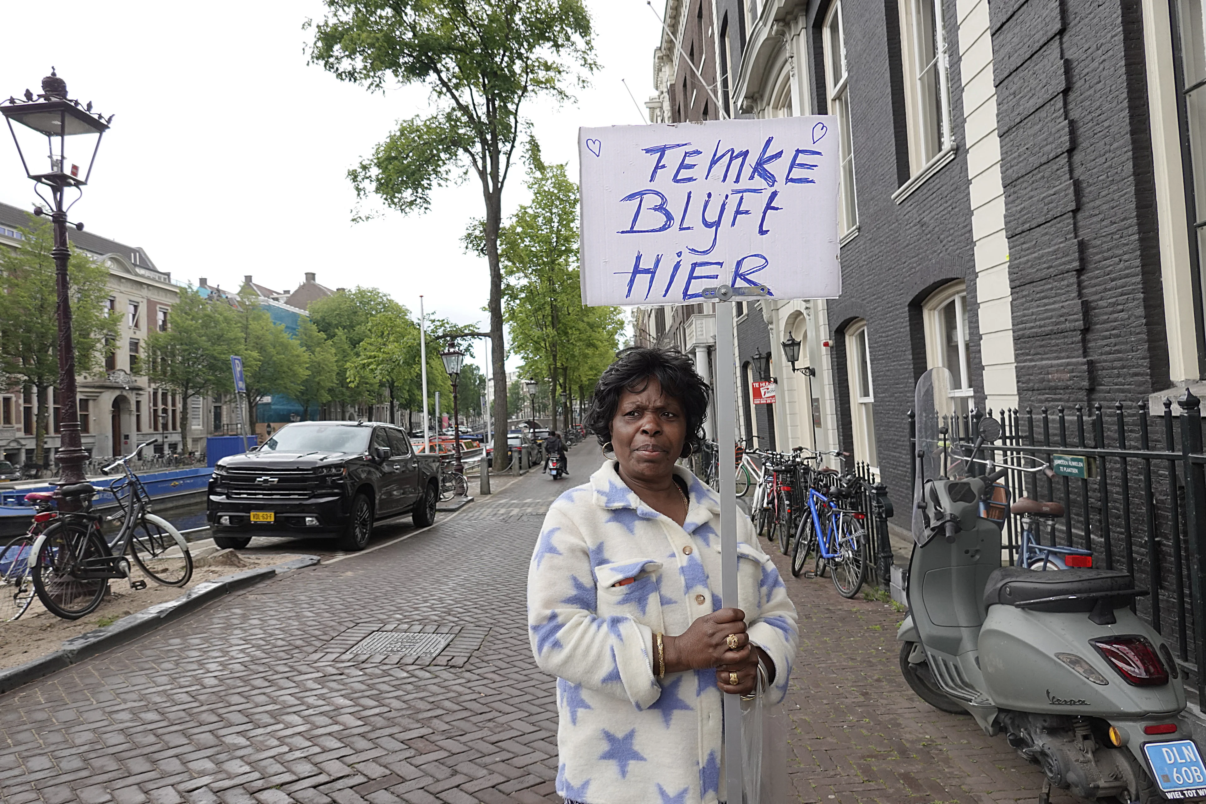 'Daverend' applaus voor Amsterdamse burgemeester Femke Halsema voor spoeddebat