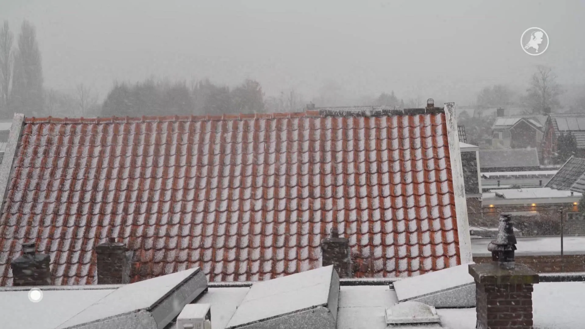 Strooiwagens in actie in noordoosten: miljoenen kilo’s zout gestrooid op witte wegen