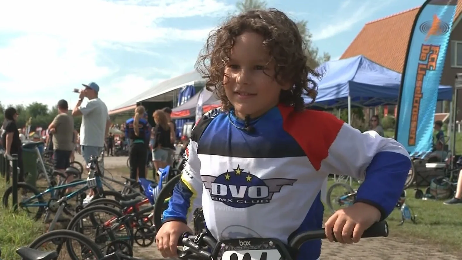 Pas 6 jaar en nu al aan de top van de bmx-wereld: Guy Hagman maakt het mee