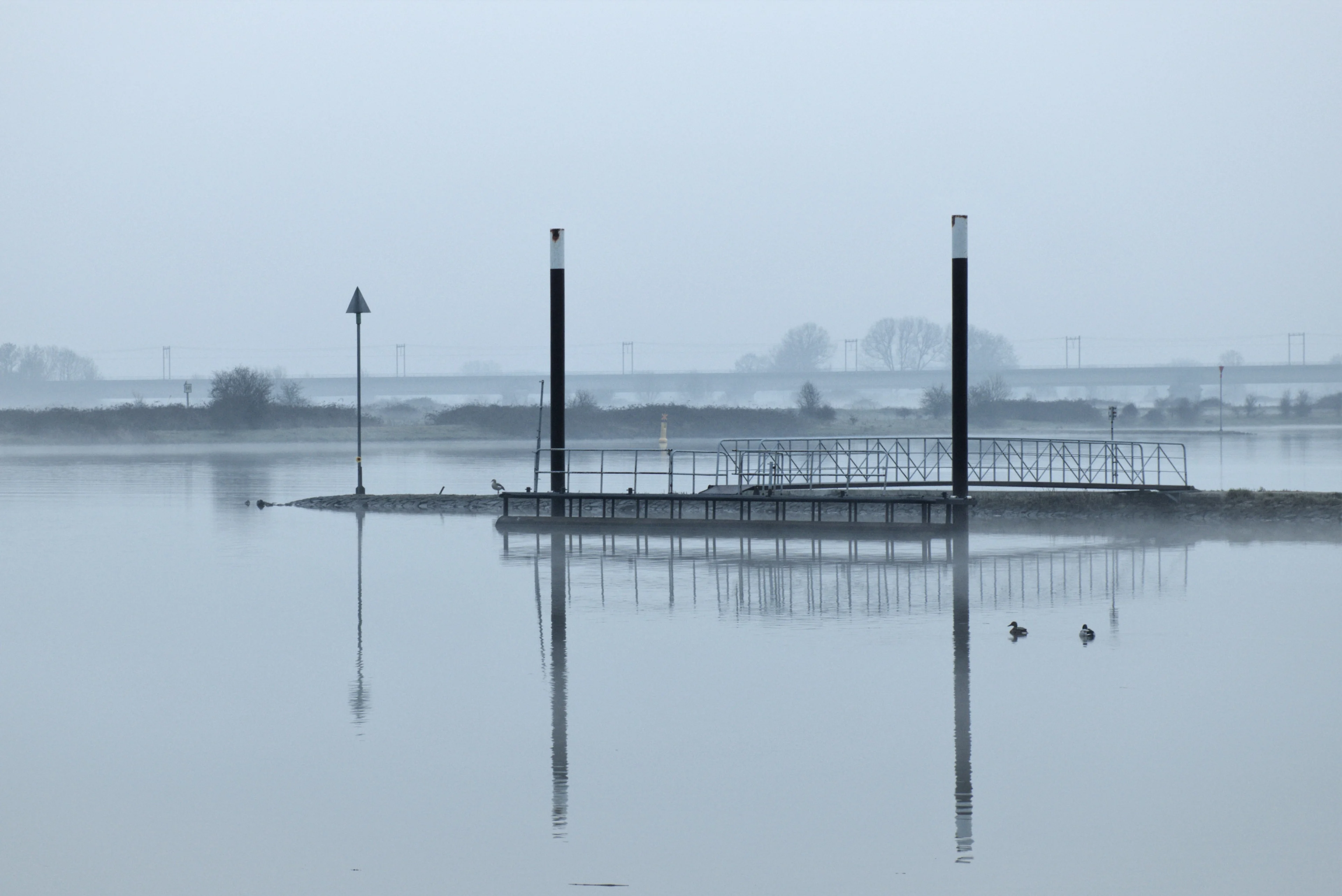 Een bewolkte dag met weinig zon en kans op een drupje regen