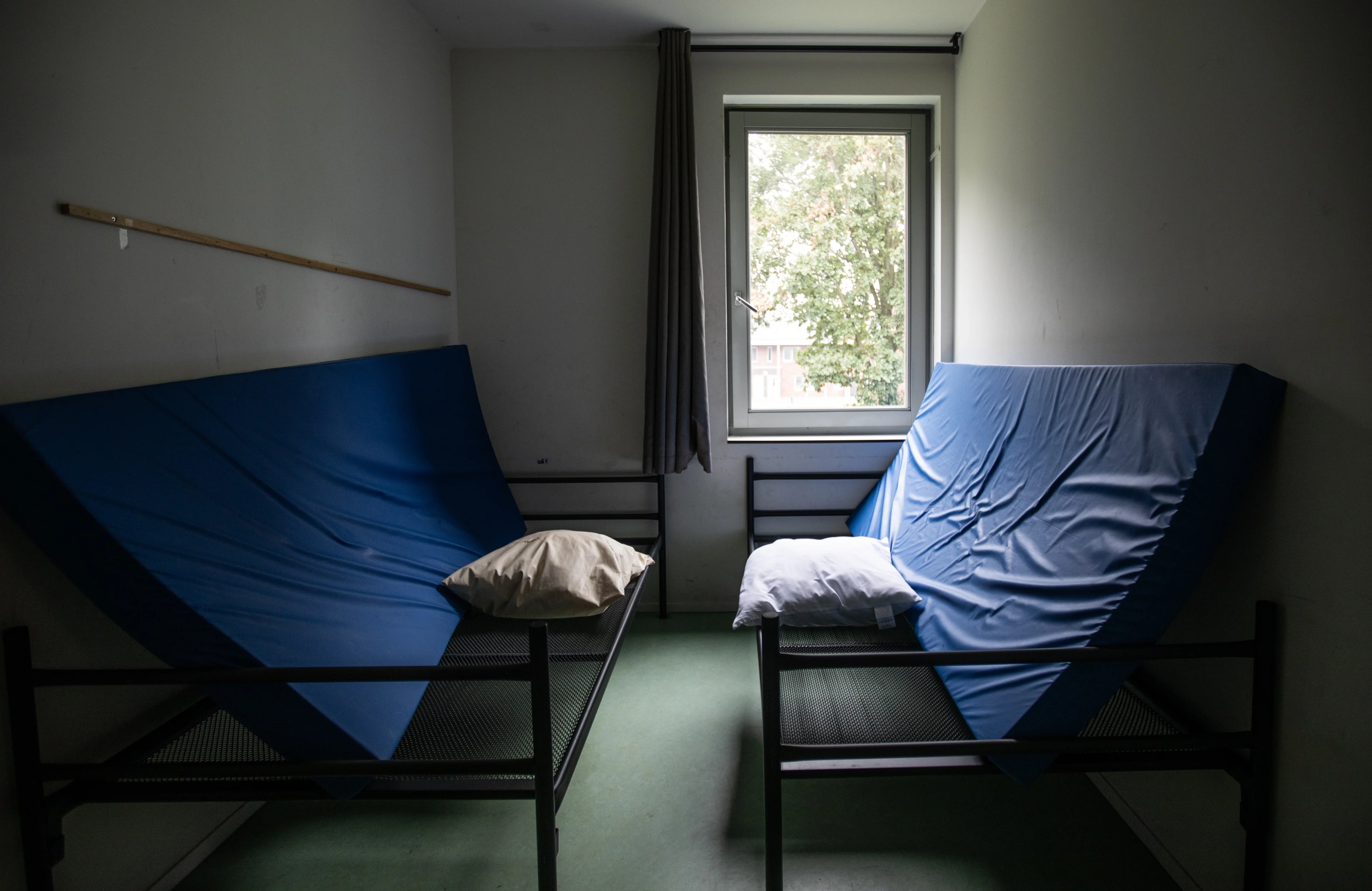 Rode Kruis gaat opvang asielzoekers in Ter Apel ondersteunen vanwege enorme drukte