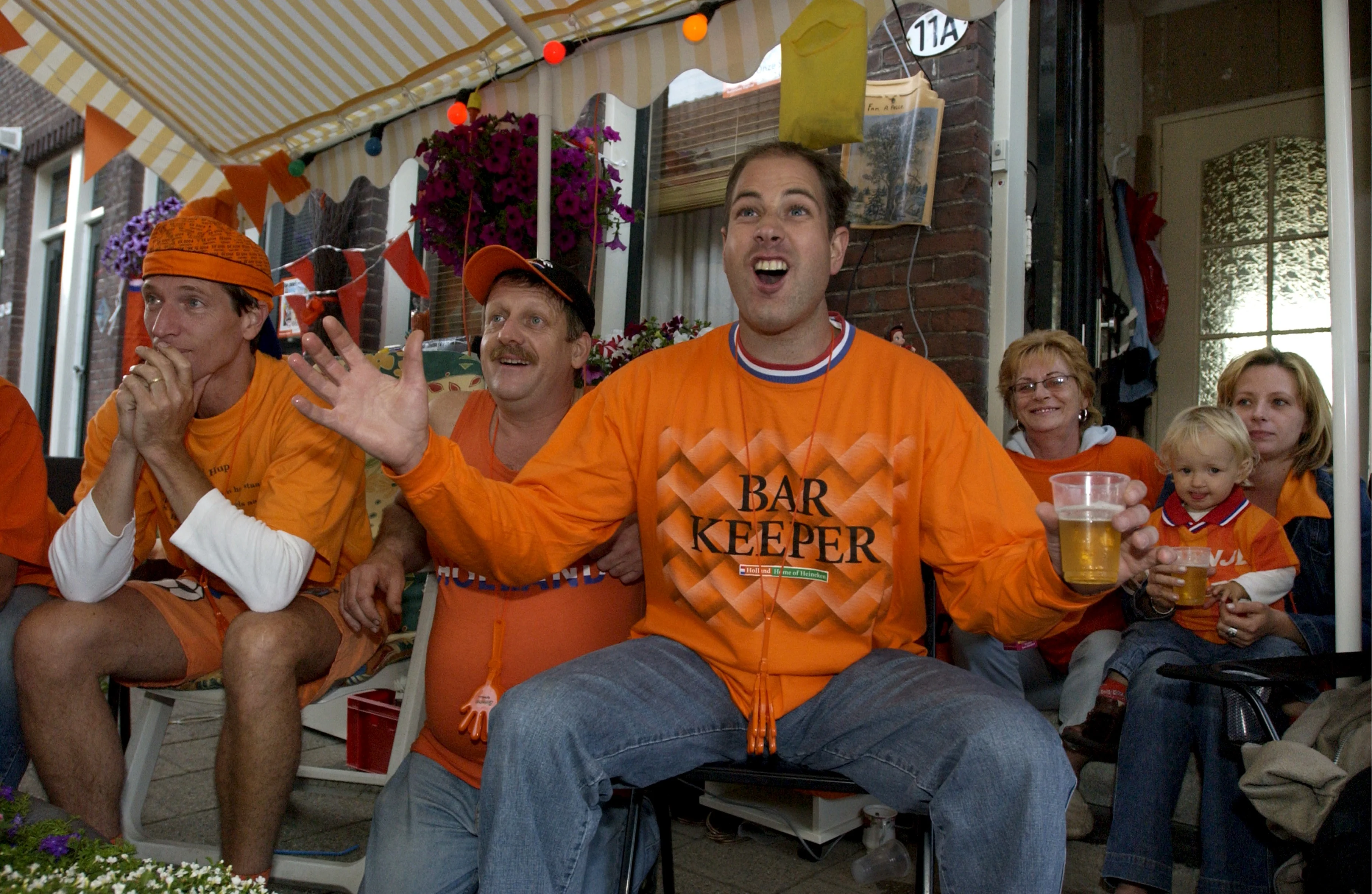'Tv's, speakers en friteuses in trek in aanloop naar EK voetbal'