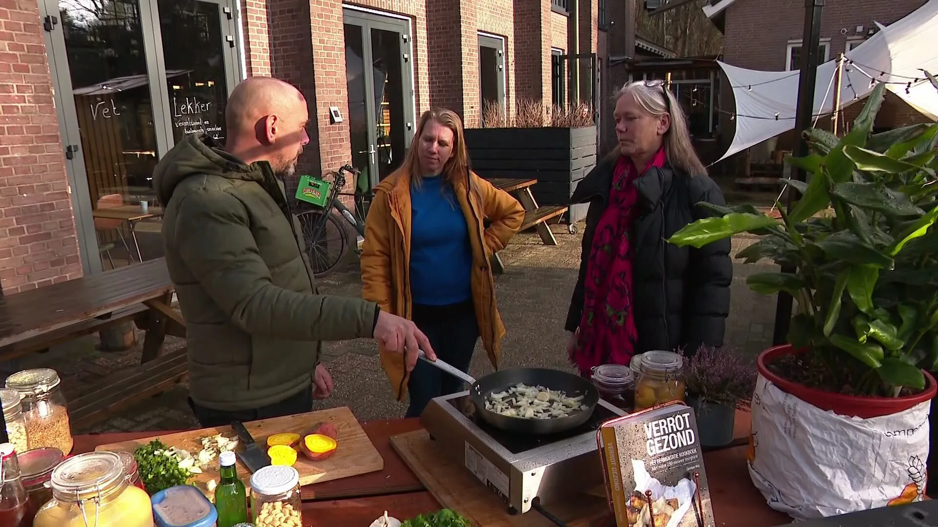 Horecaondernemer in actie tegen ontoereikende coronasteun: 'Een droom in duigen'