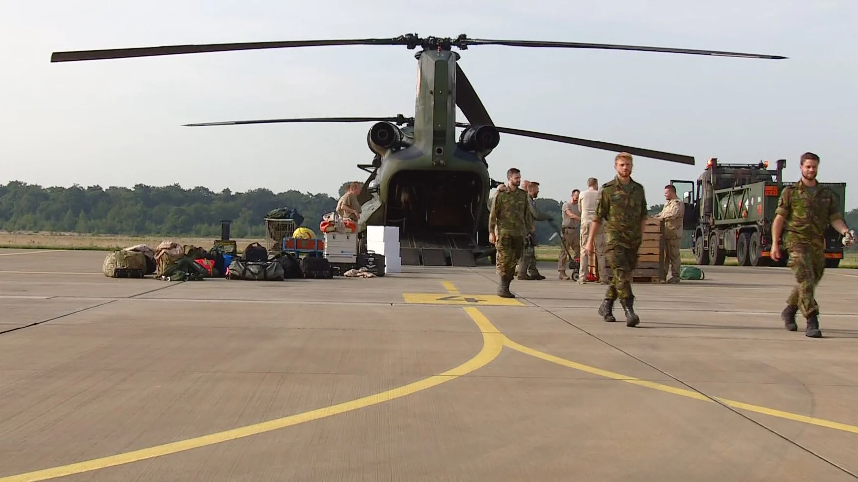 Deze helden vliegen vandaag naar Albanië om de branden te blussen: 'Met veel liefde en trots'