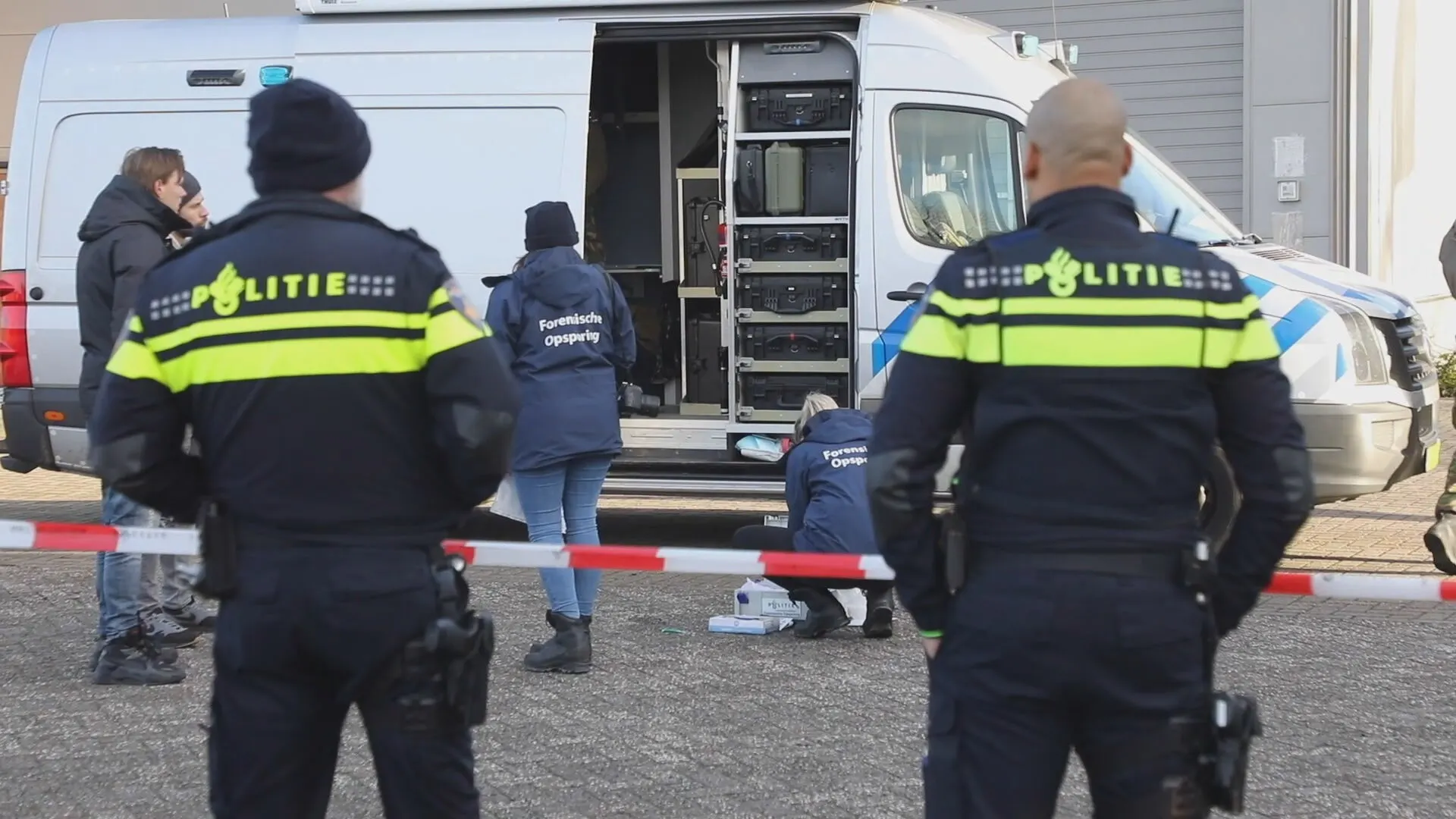 Explosief aangetroffen bij bedrijfspand in Amsterdam-Zuidoost